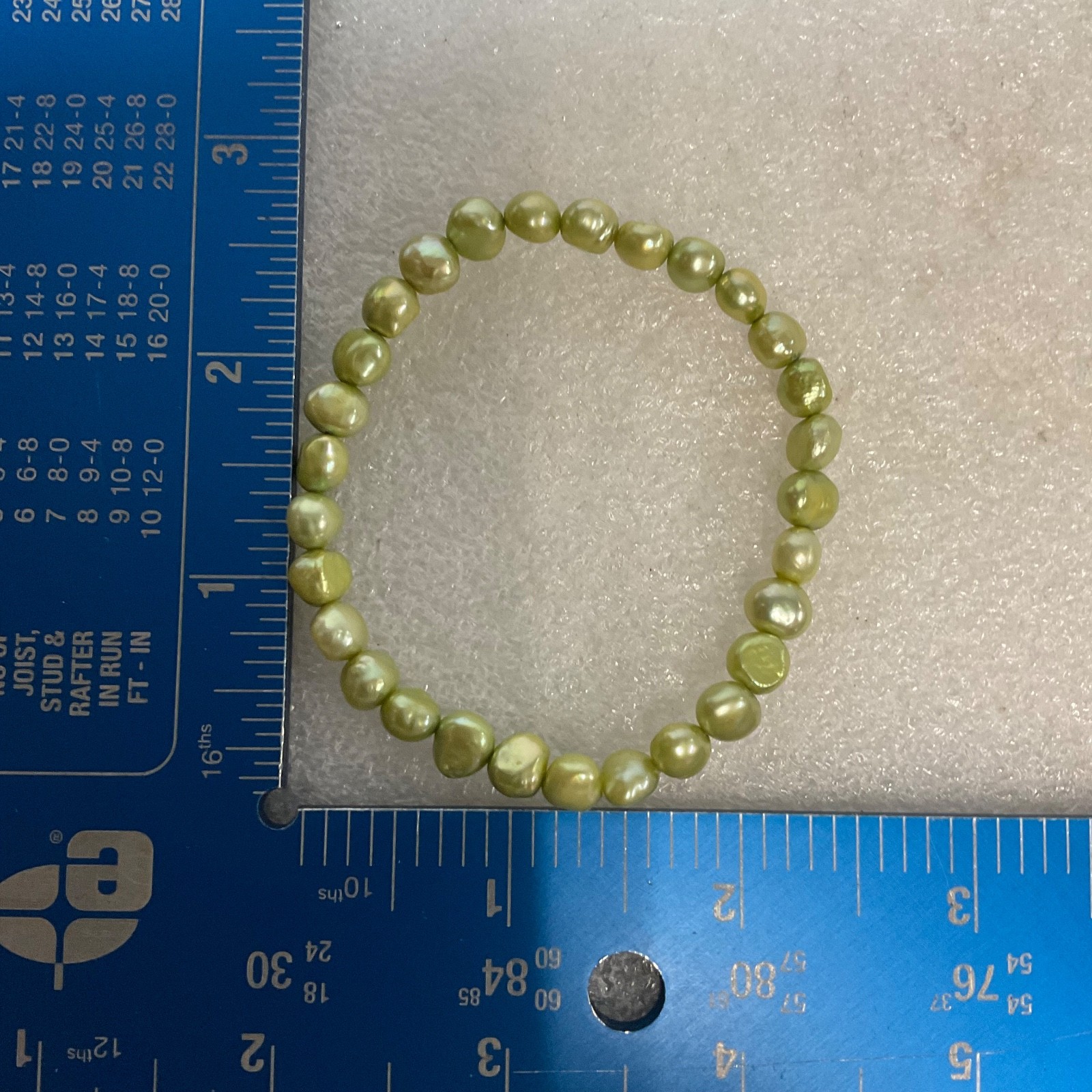 6.75in Green Freshwater Pearl Beaded Stretch Bracelet Irregular Lustrous Beads - Image 4