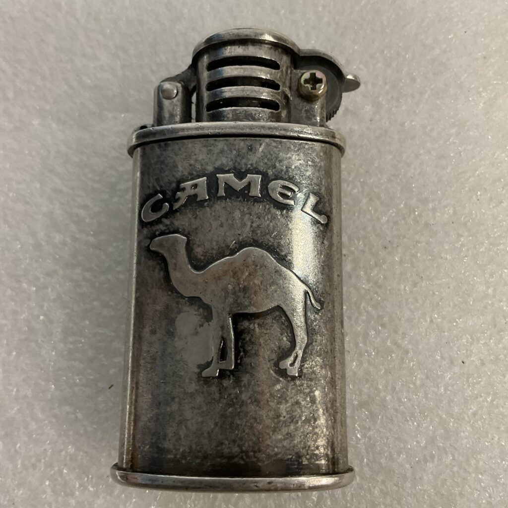 Vintage Camel Reusable Metal Pocket Lighter - Image 1