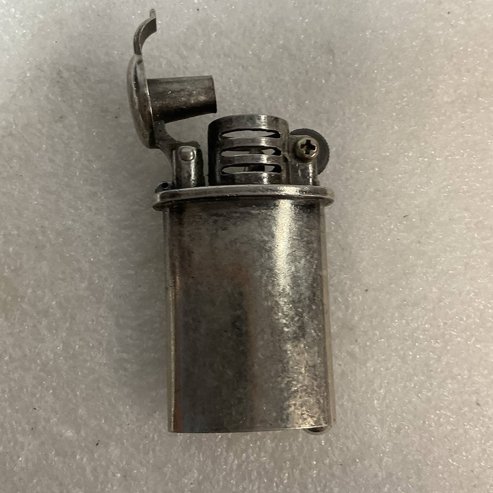 Vintage Camel Reusable Metal Pocket Lighter - Image 11