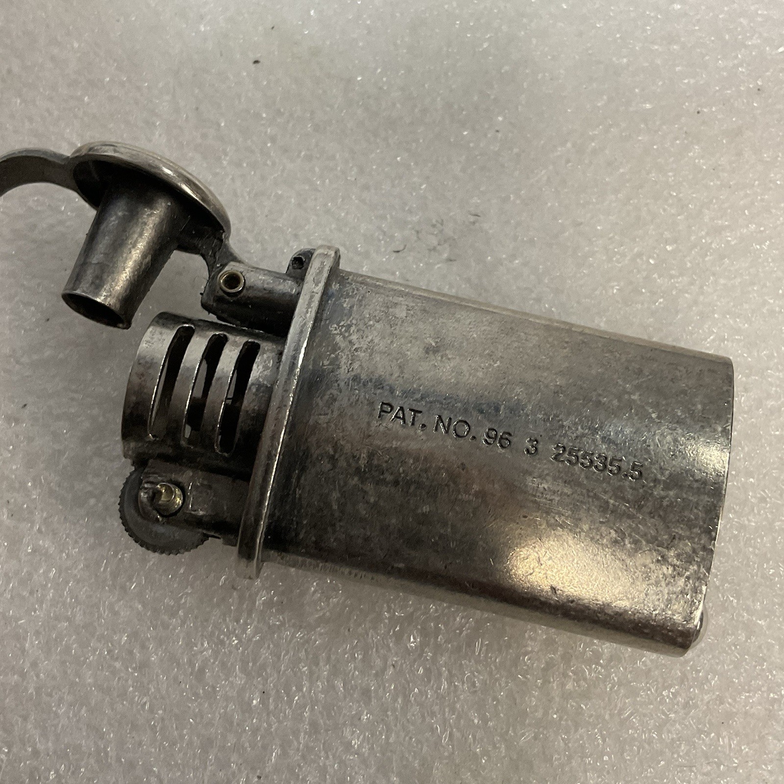 Vintage Camel Reusable Metal Pocket Lighter - Image 12