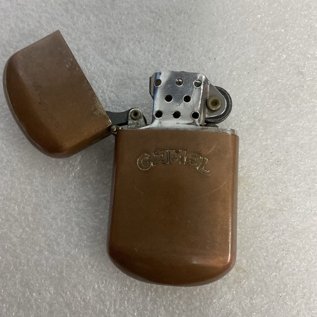 Vintage Camel Copper Toned Color Reusable Lighter - Image 1