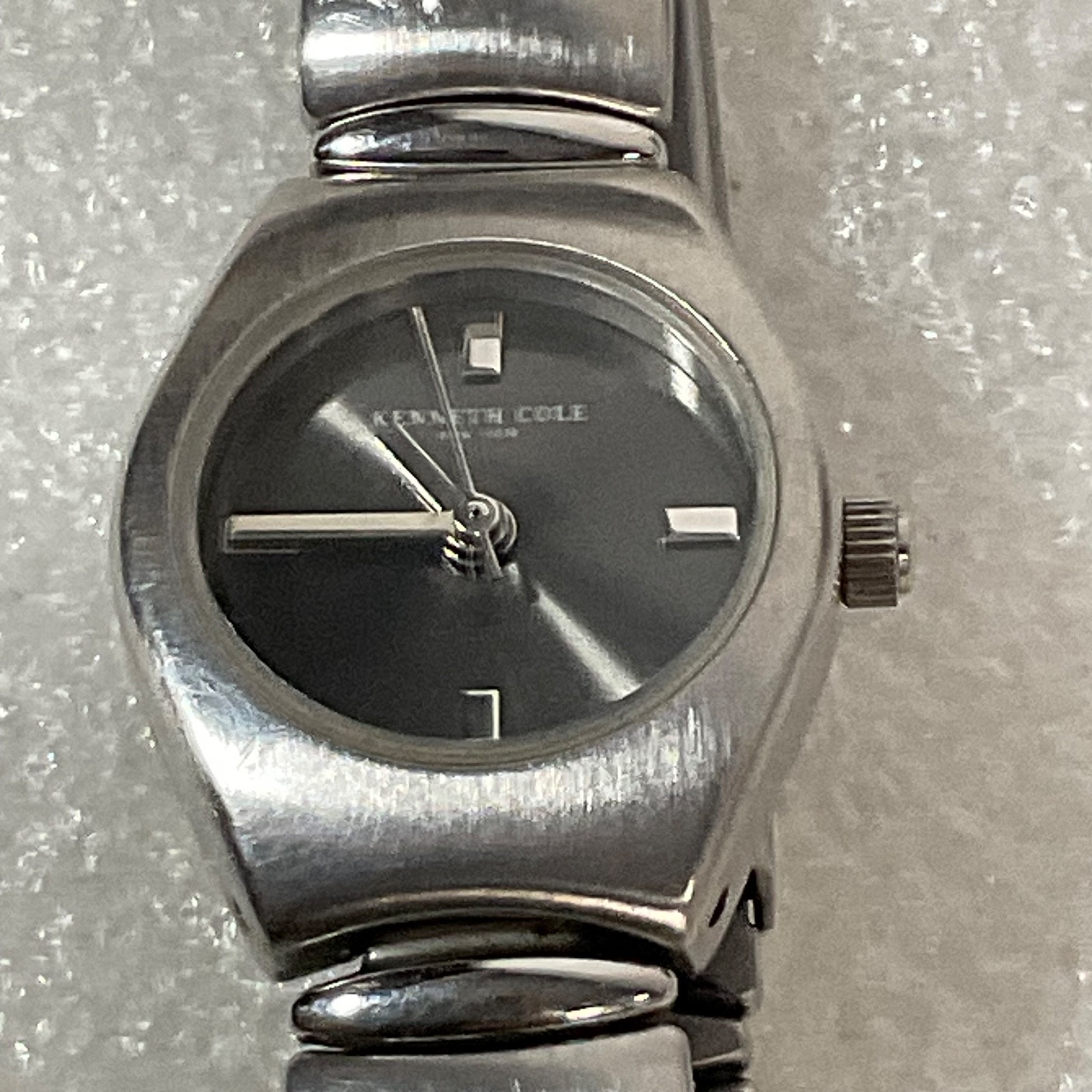 Kenneth Cole Ladies Watch 6in Stainless Steel Band Black Dial KC4207 Japan Quart - Image 14