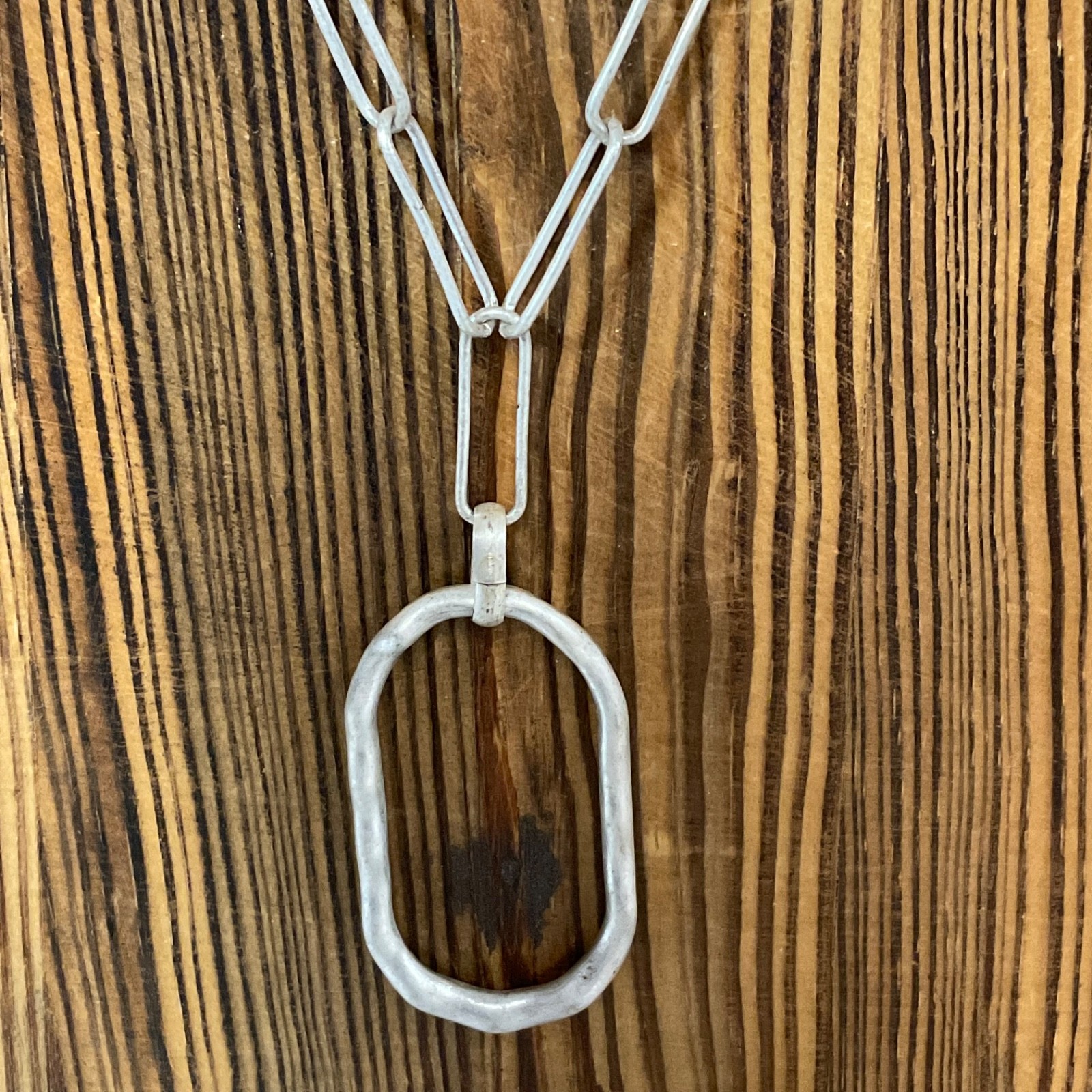 28in Silver Tone Paperclip Chain Necklace w Oval Pendant - Image 2