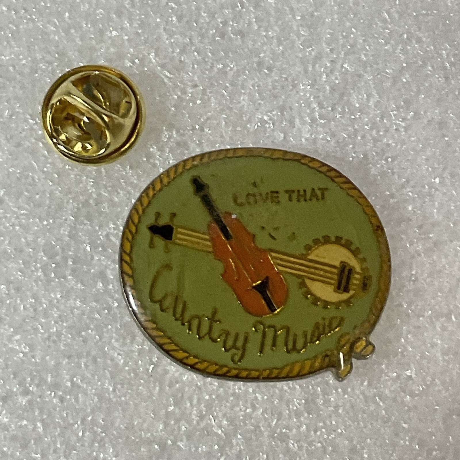 Love That Country Music Fiddle & Banjo Vtg 1” Pin Pinback GnuCollectibles - Image 5