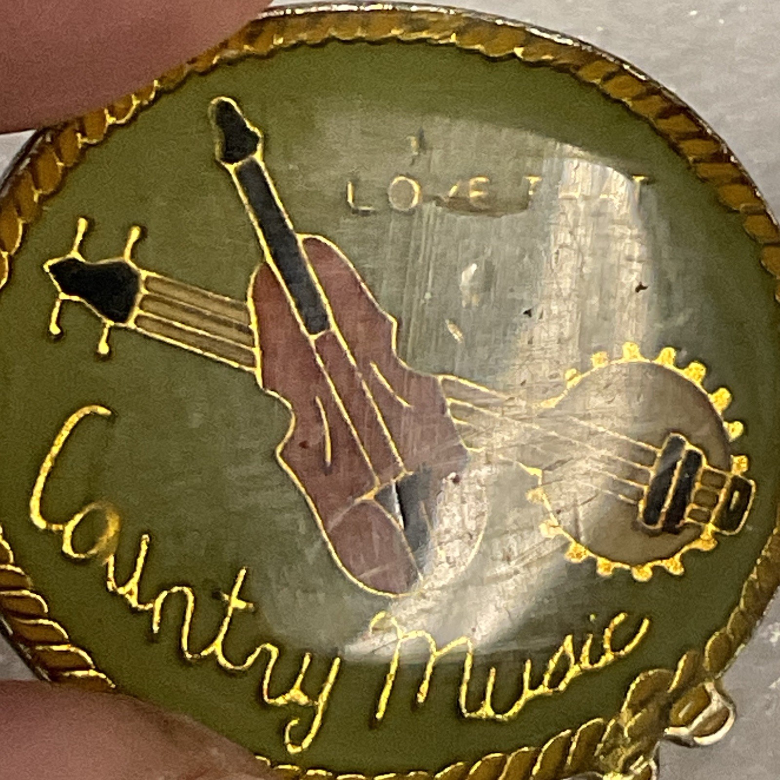 Love That Country Music Fiddle & Banjo Vtg 1” Pin Pinback GnuCollectibles - Image 9