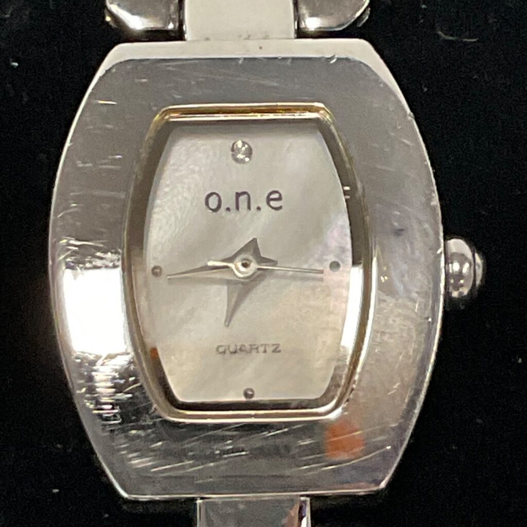 7in o.n.e Ladies Quartz Watch Stainless Steel Bracelet Style 45.96g Silver Tone - Image 1