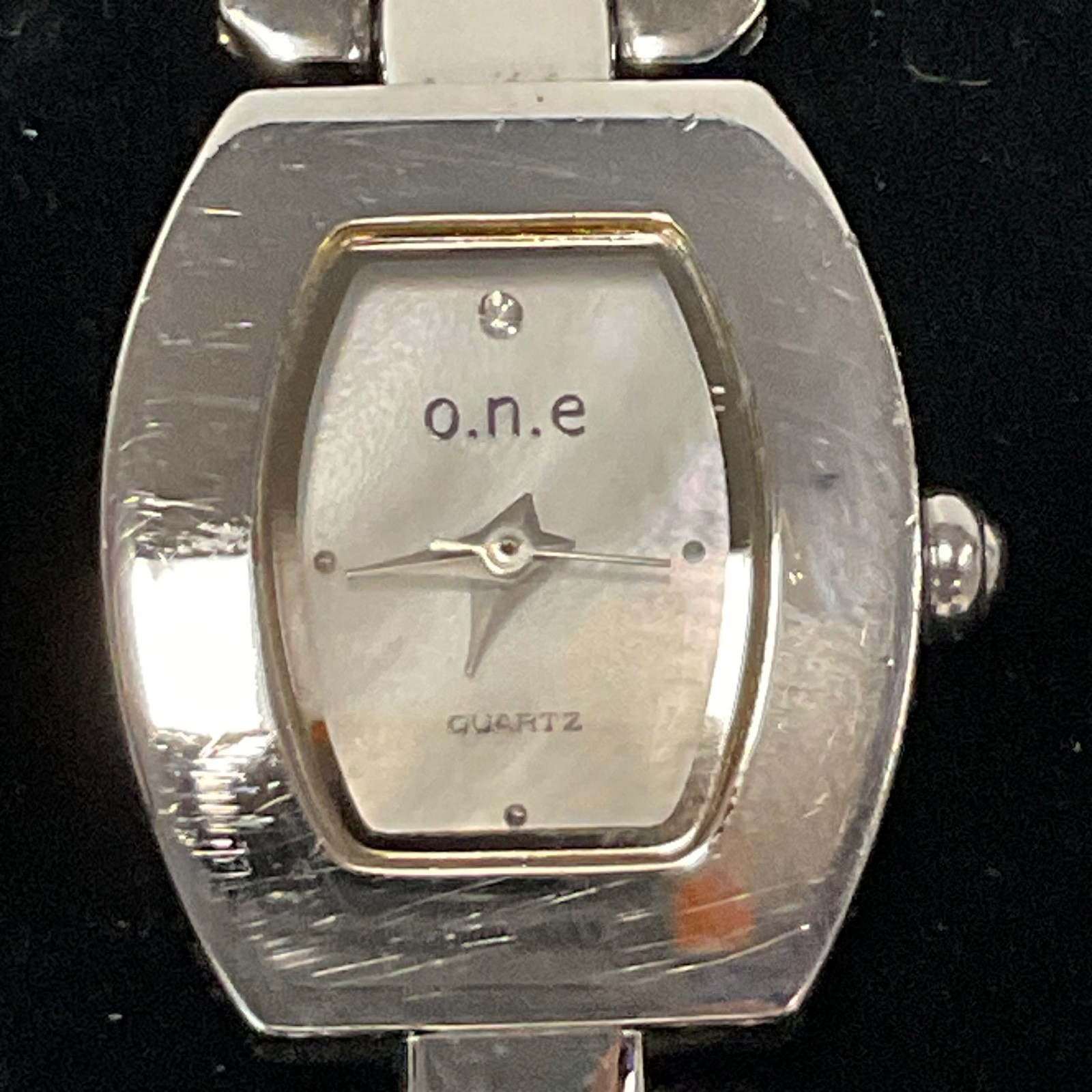 7in o.n.e Ladies Quartz Watch Stainless Steel Bracelet Style 45.96g Silver Tone - Image 1