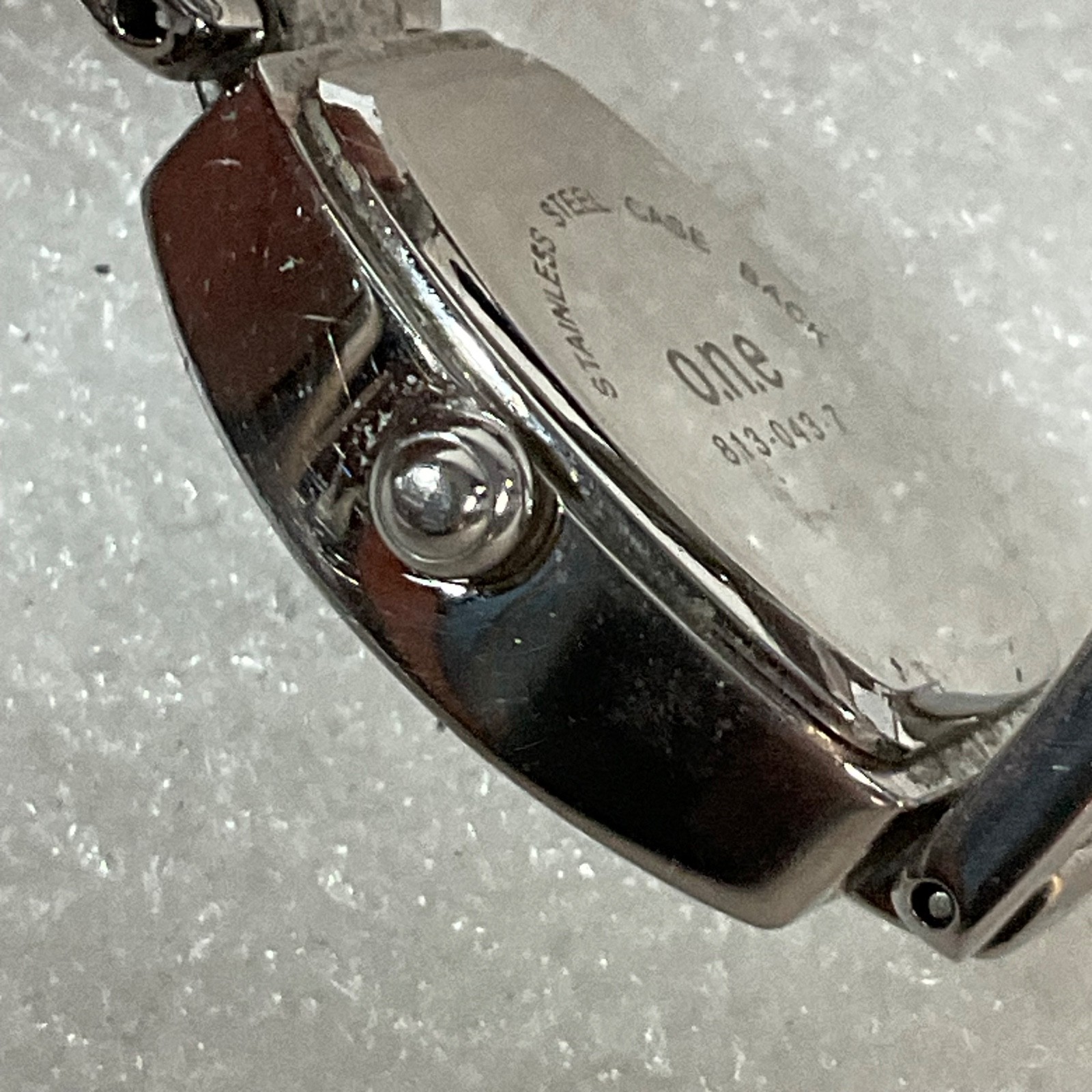 7in o.n.e Ladies Quartz Watch Stainless Steel Bracelet Style 45.96g Silver Tone - Image 7