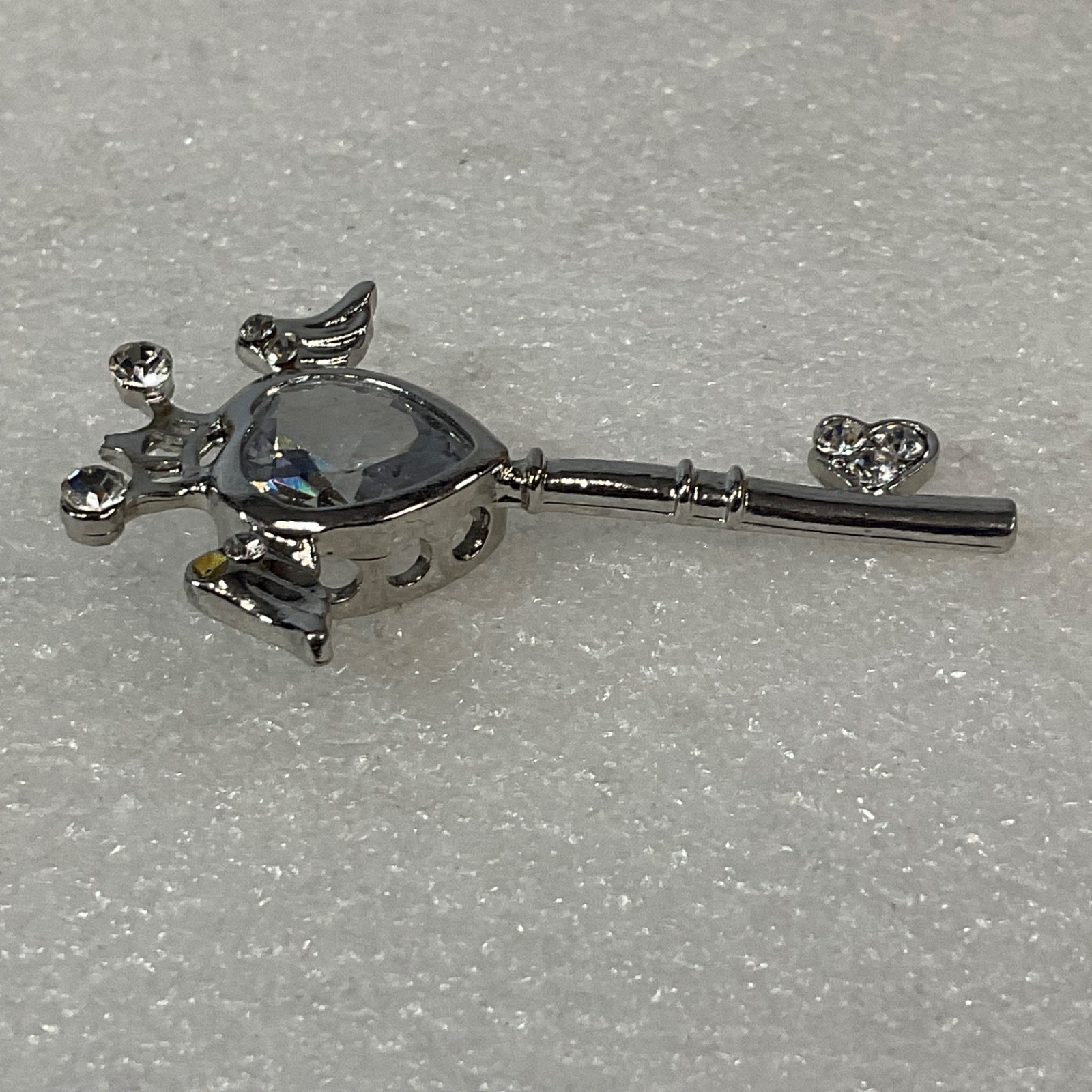 2in Silver Tone Key Pendant Crown Winged Heart Clear Rhinestones - Image 3