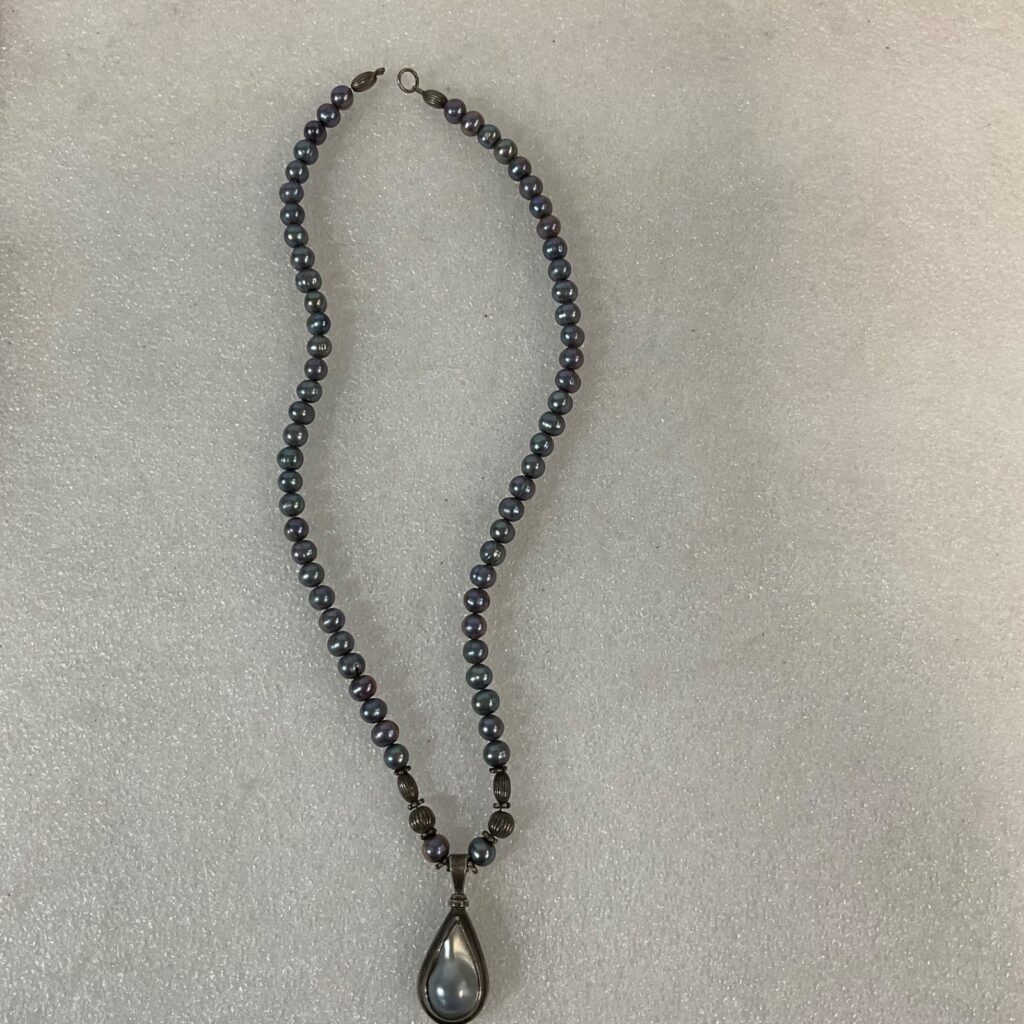 18in 925 Silver Teardrop Pearl Pendant Necklace 29.34g Missing Clasp - Image 1