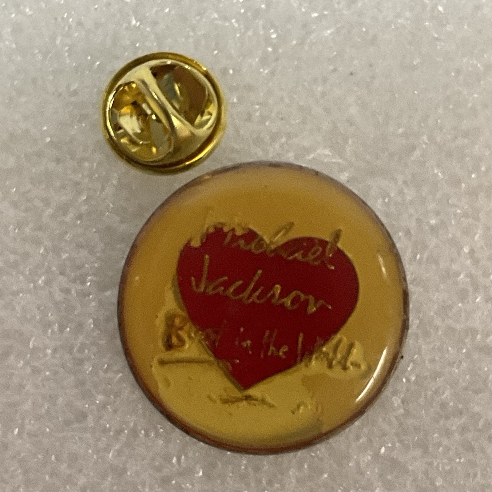 Michael Jackson Best In The World Vtg 1” Round Pin Pinback Heart GnuCollectibles - Image 7