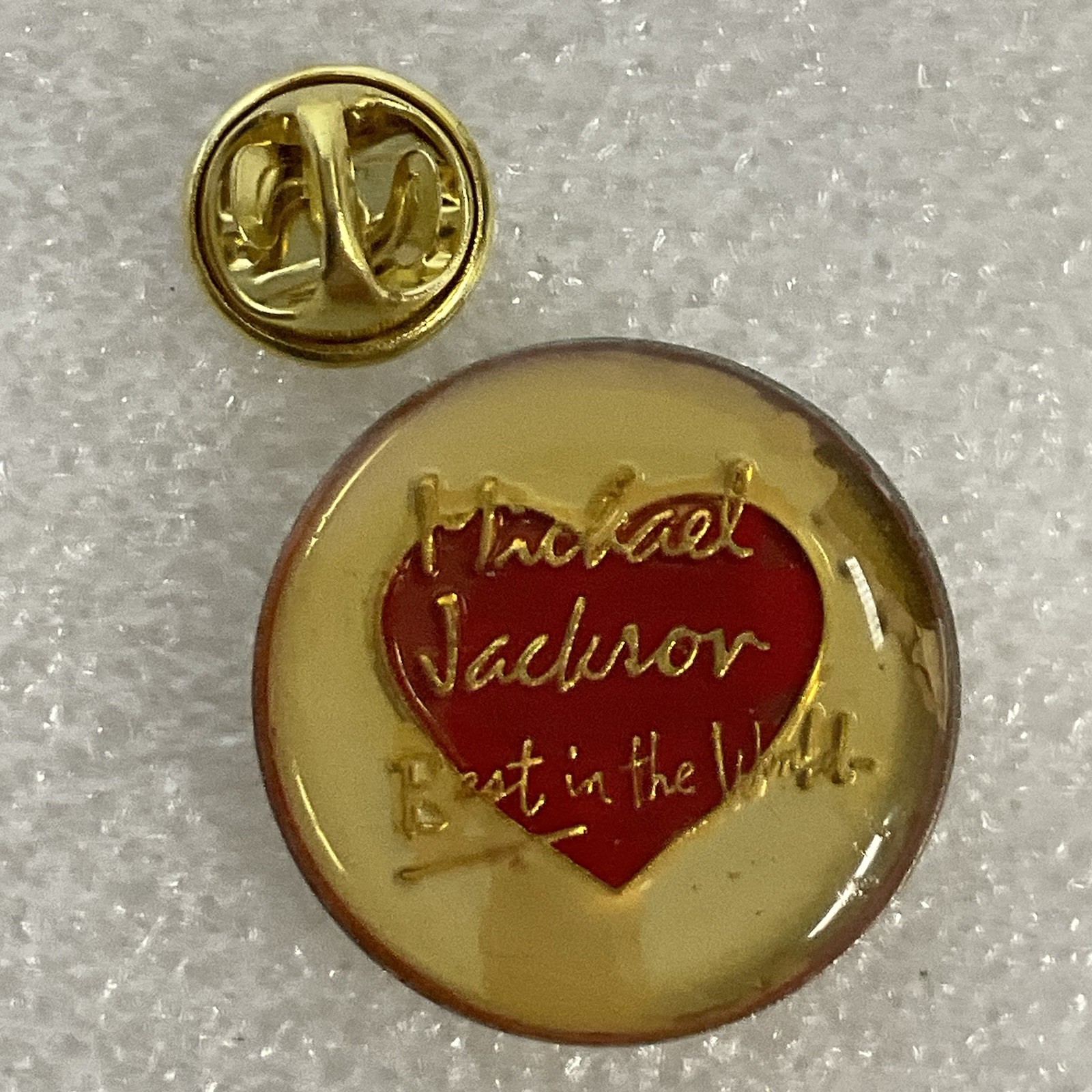 Michael Jackson Best In The World 1” Round Vtg Pin Pinback Heart GnuCollectibles - Image 3