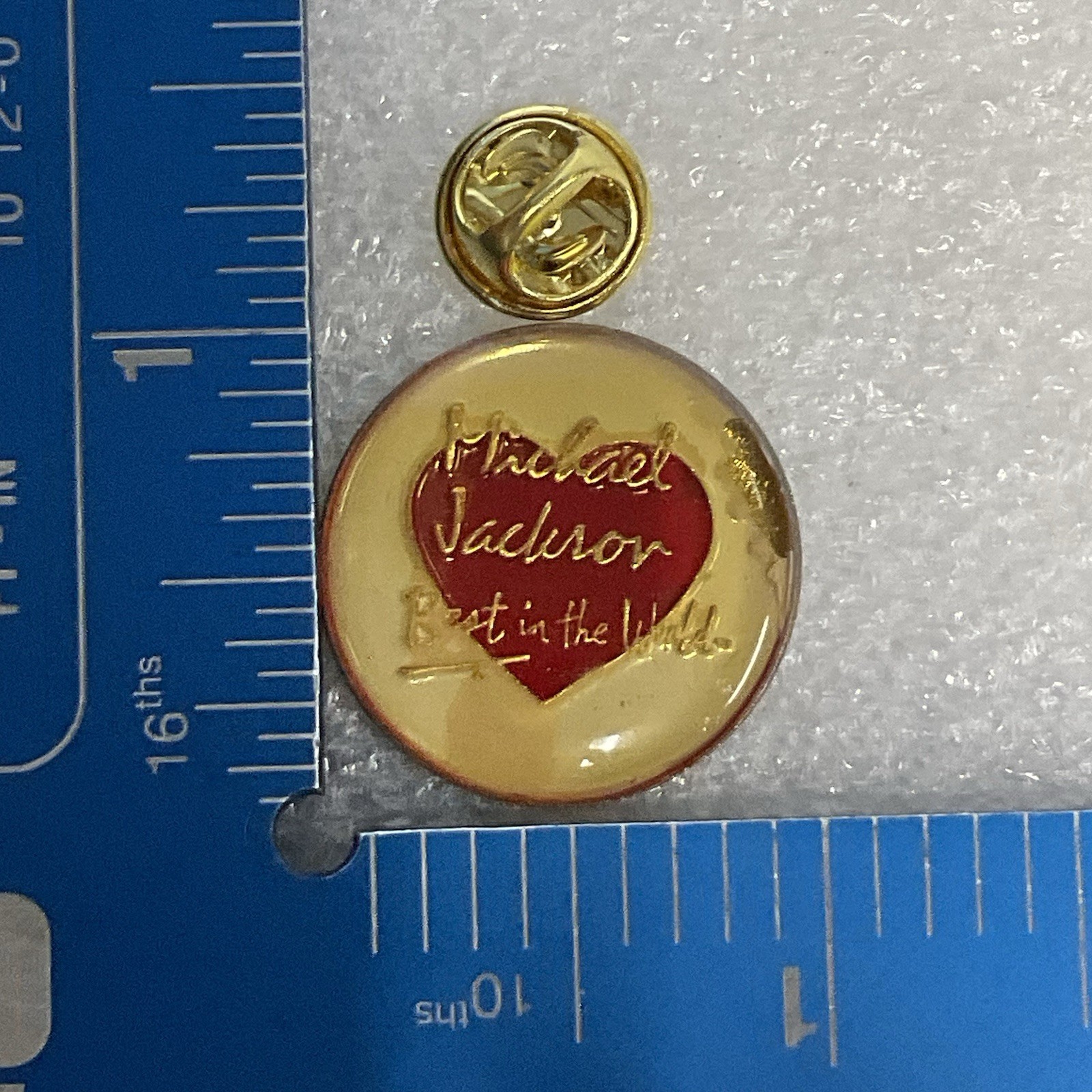 Michael Jackson Best In The World 1” Round Vtg Pin Pinback Heart GnuCollectibles - Image 7