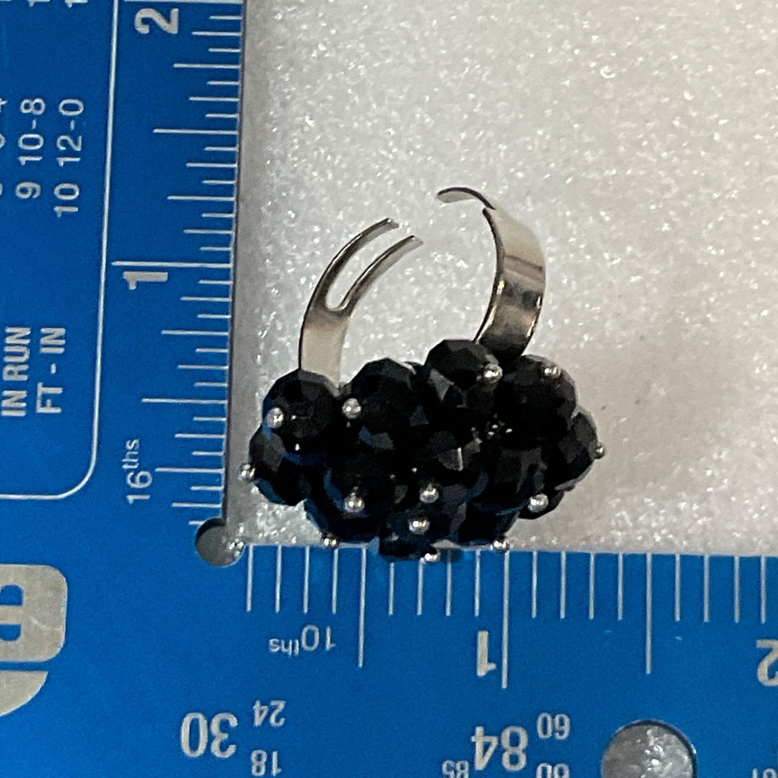 Black Faceted Bead Cluster Adjustable Ring Silver Tone 1in - Image 7