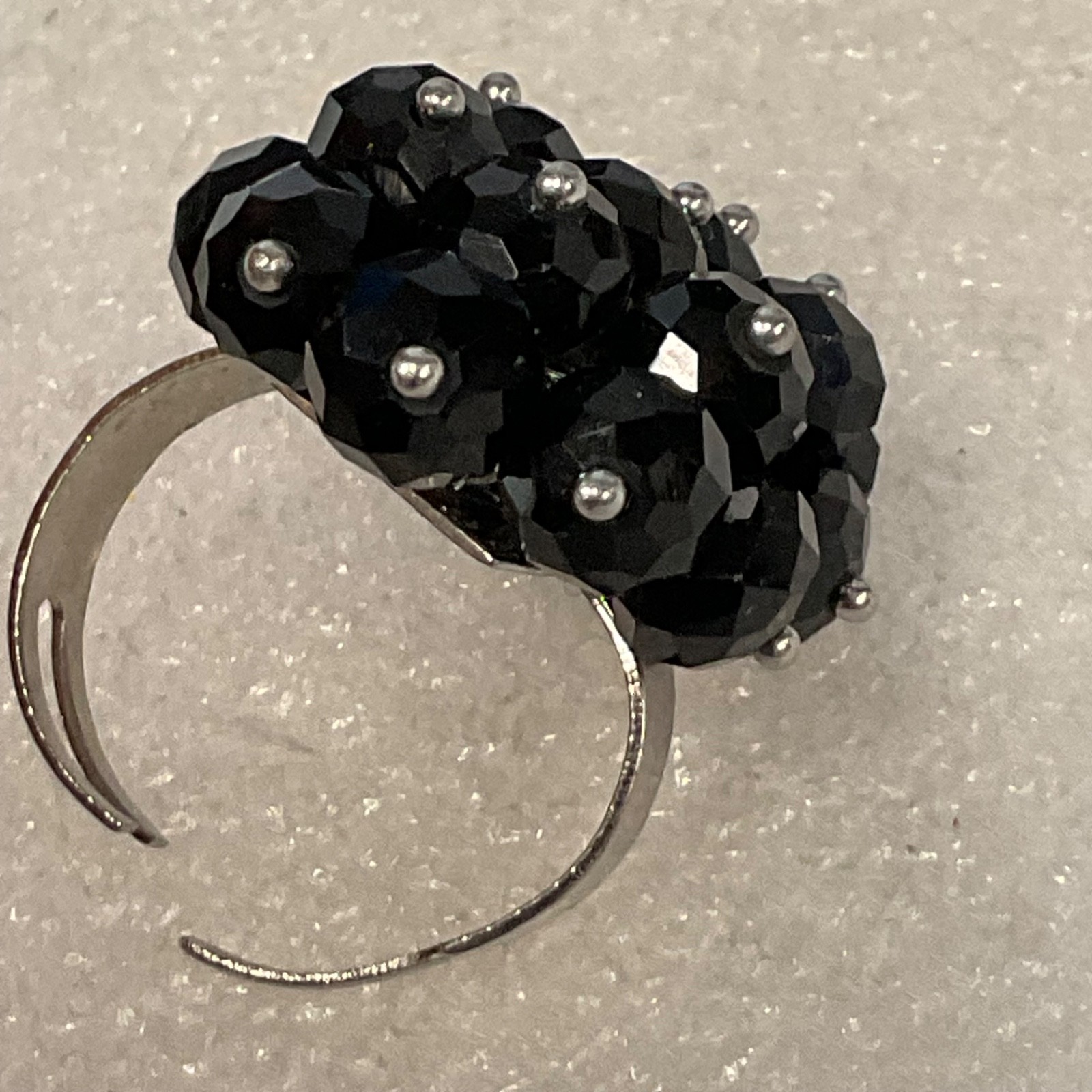 Black Faceted Bead Cluster Adjustable Ring Silver Tone 1in - Image 5