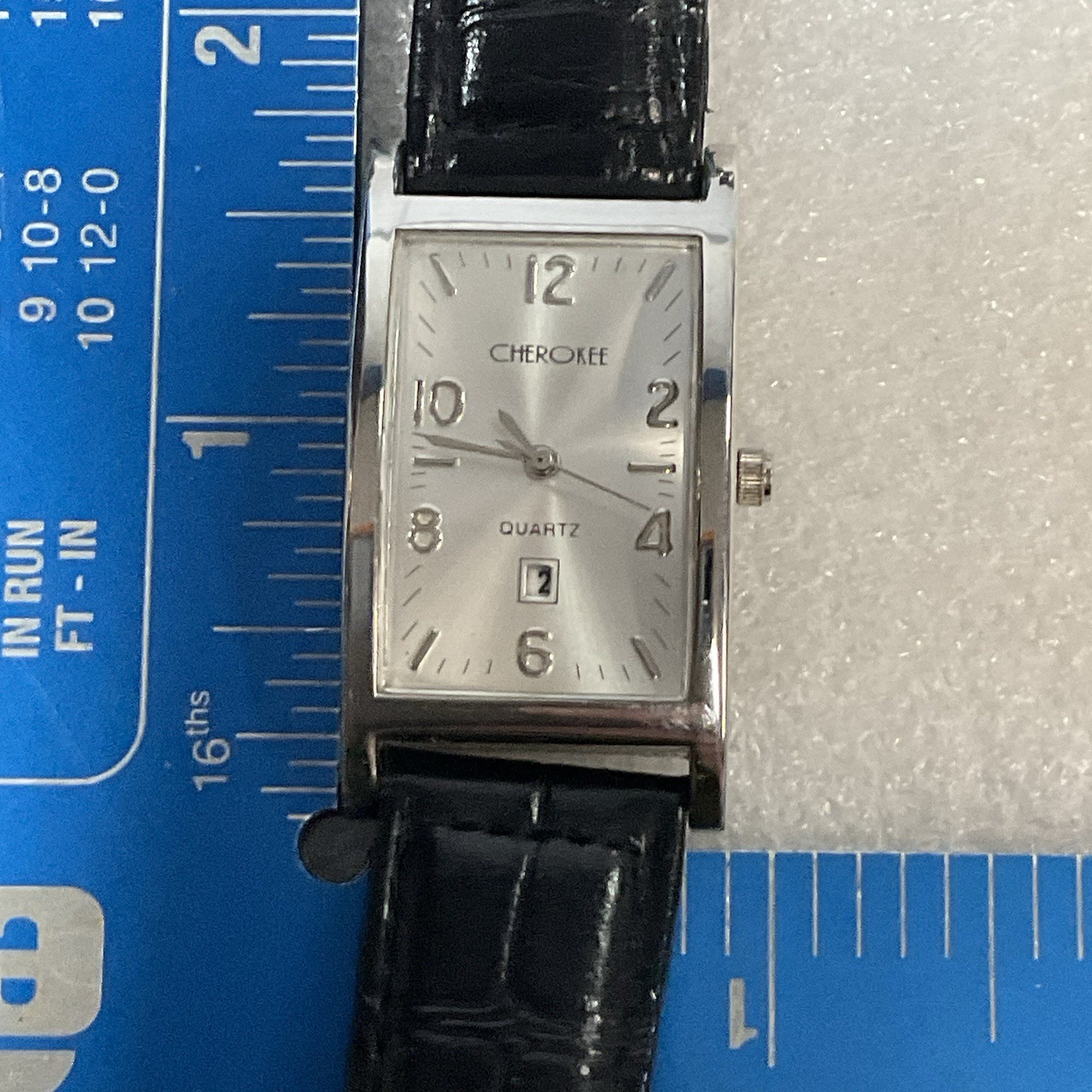 Cherokee Quartz Watch PC22 32-893 GnuFashion - Image 3