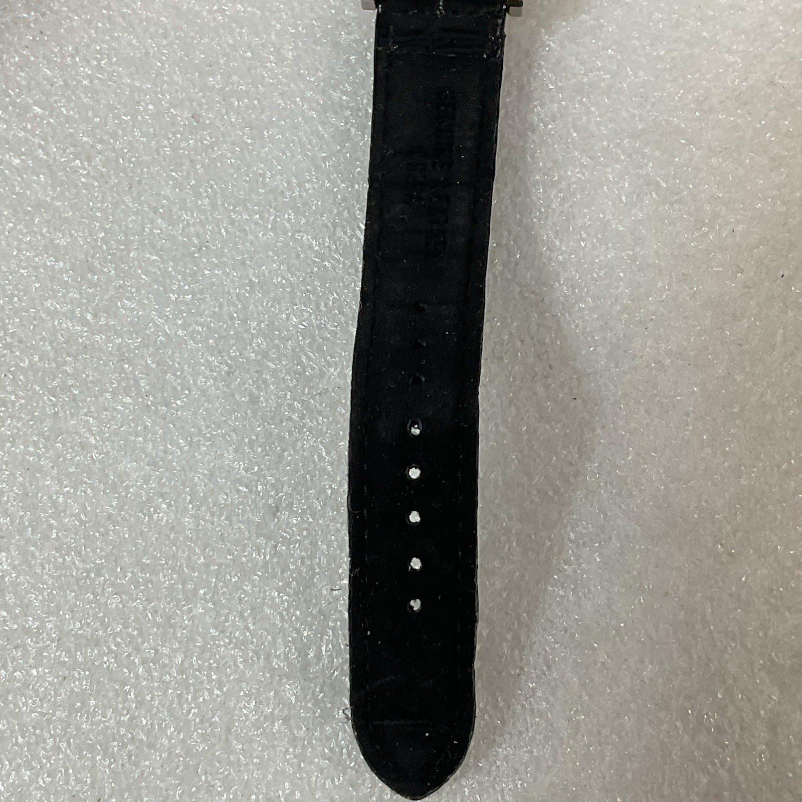 Cherokee Quartz Watch PC22 32-893 GnuFashion - Image 18