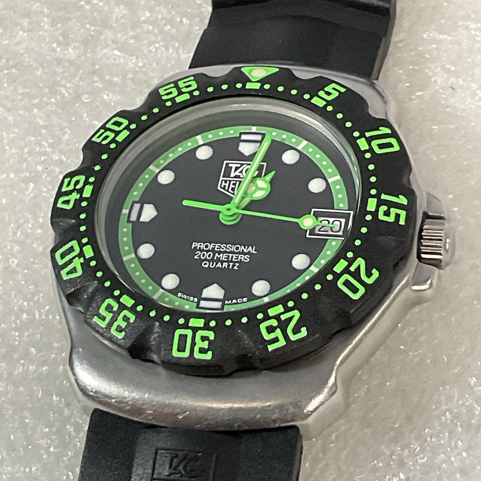 TAG Heuer Formula 1 375.513 Quartz 200M Watch Full Service Papers Box Parts - Image 2