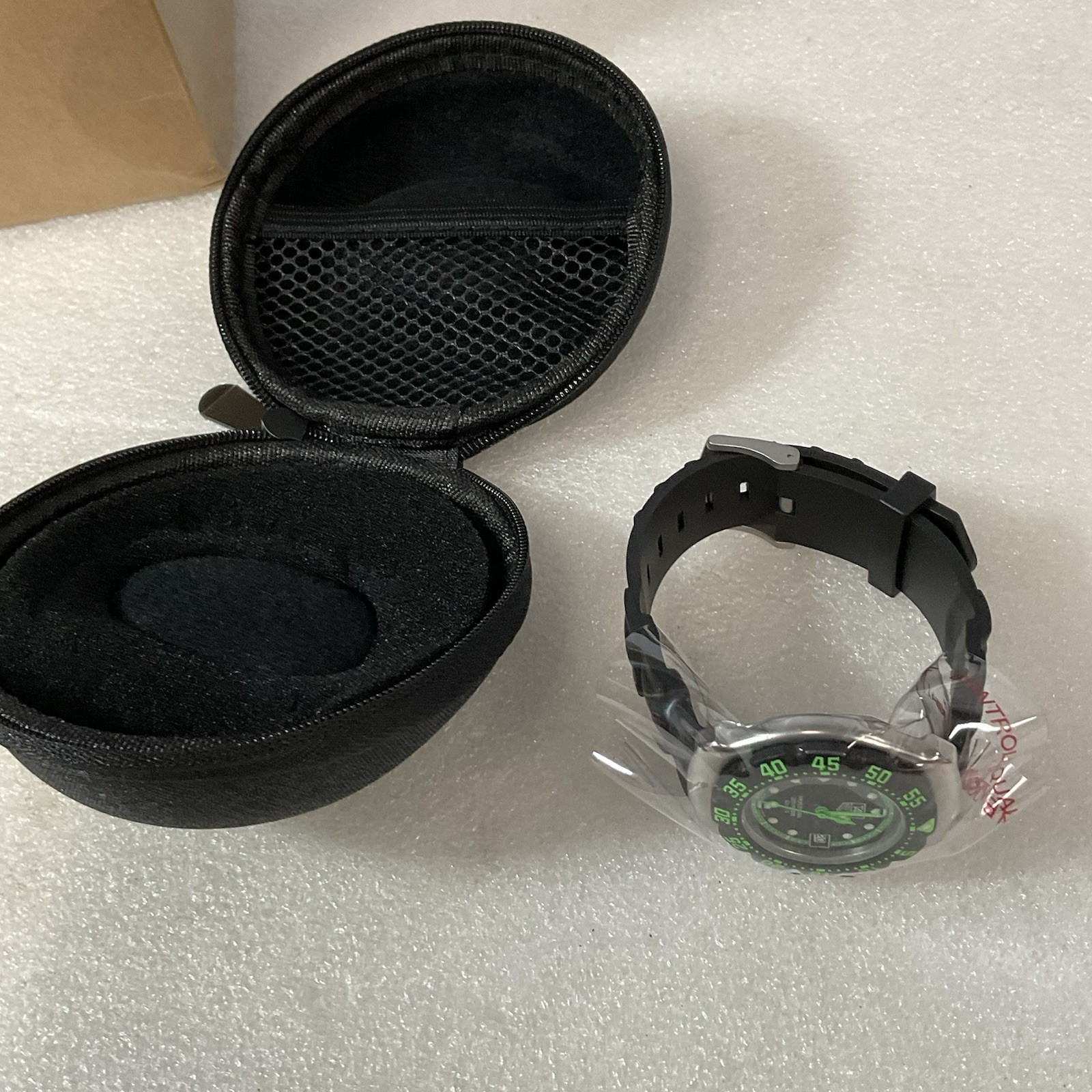 TAG Heuer Formula 1 375.513 Quartz 200M Watch Full Service Papers Box Parts - Image 8
