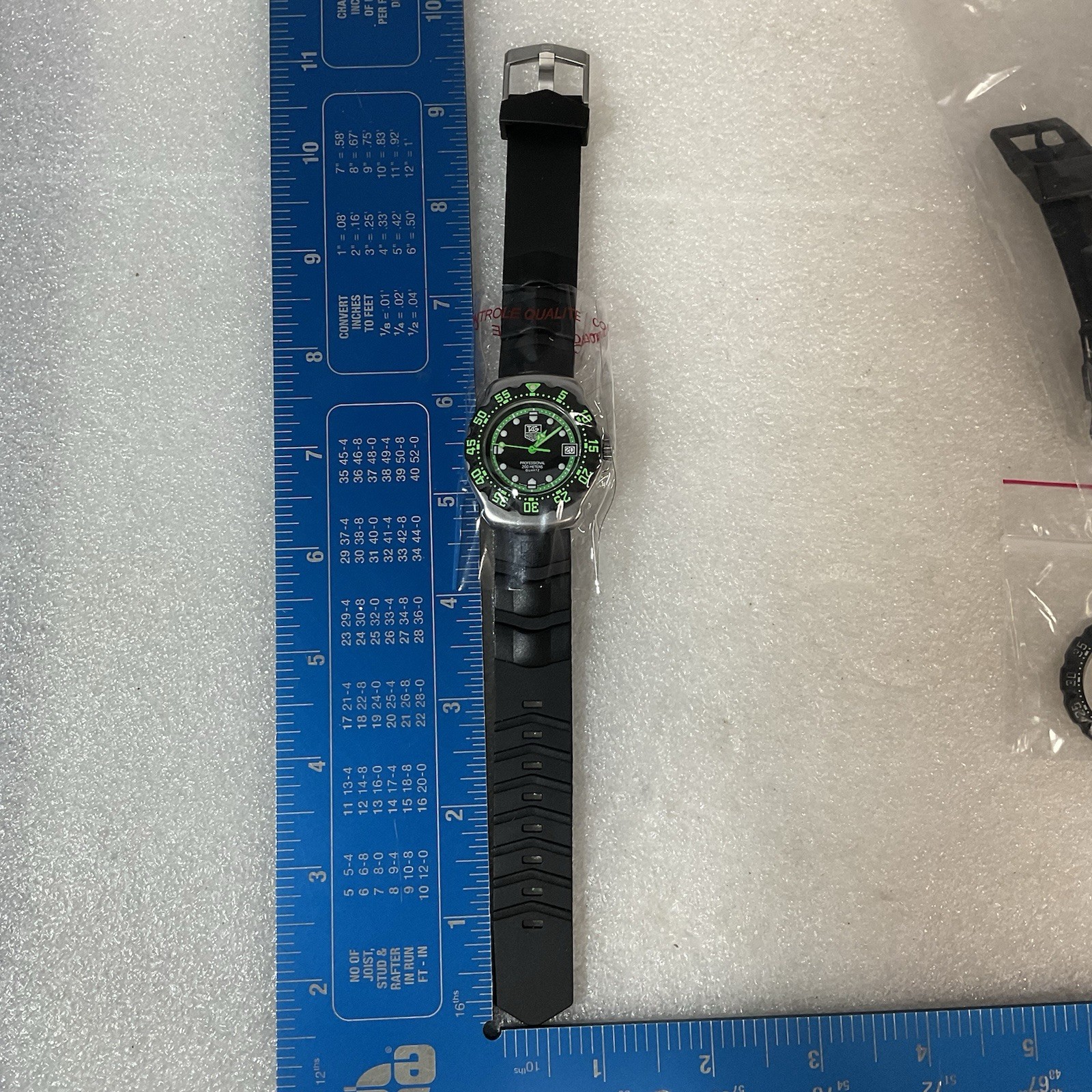 TAG Heuer Formula 1 375.513 Quartz 200M Watch Full Service Papers Box Parts - Image 13