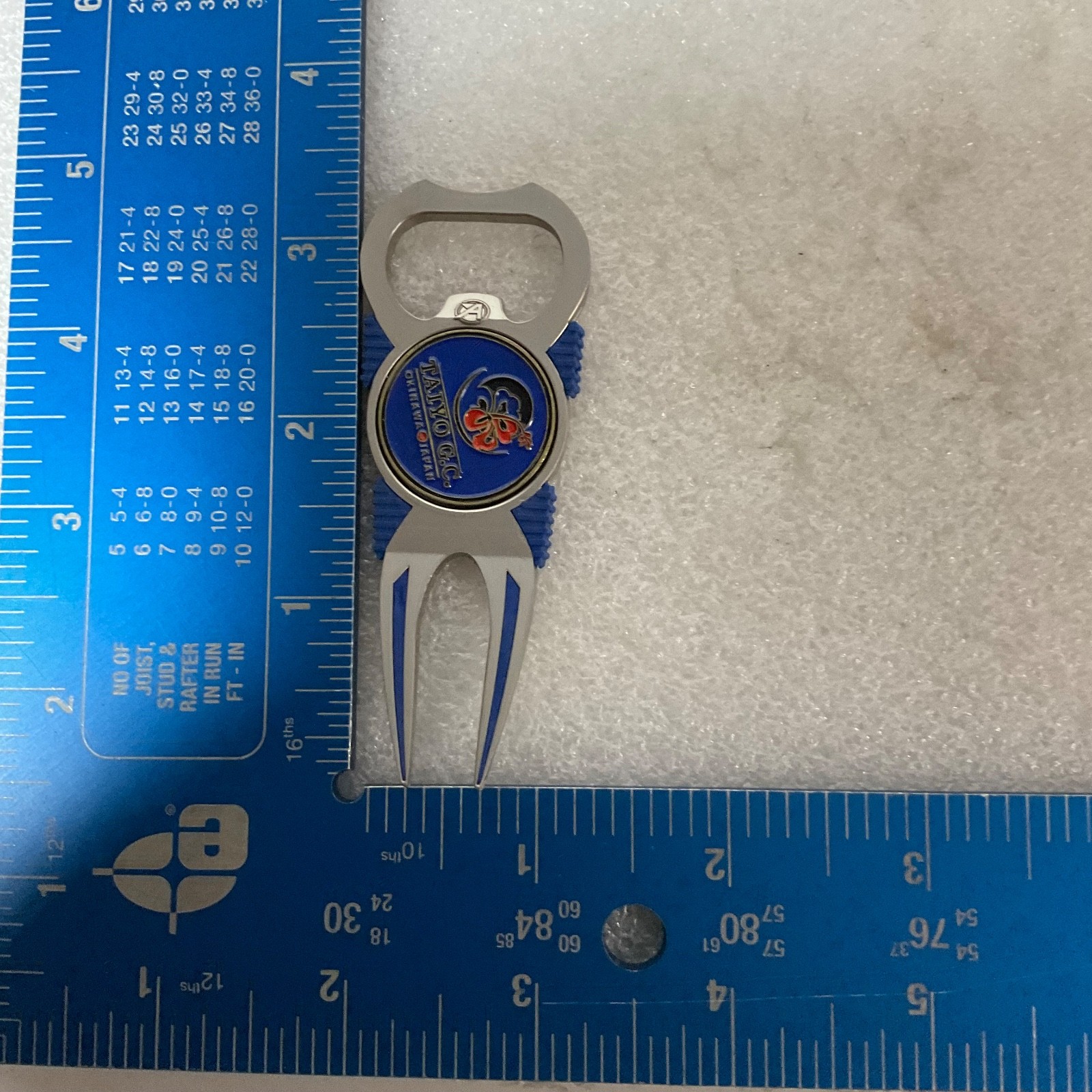 Taiyo G.C. Okinawa Japan Golf Divot Tool 3.5in Bottle Opener Blue Metal - Image 8