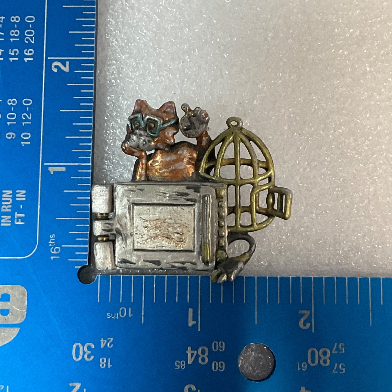 AJC Cat Microwave Bird Cage Brooch 2in Enamel Hinged 22.46g - Image 6