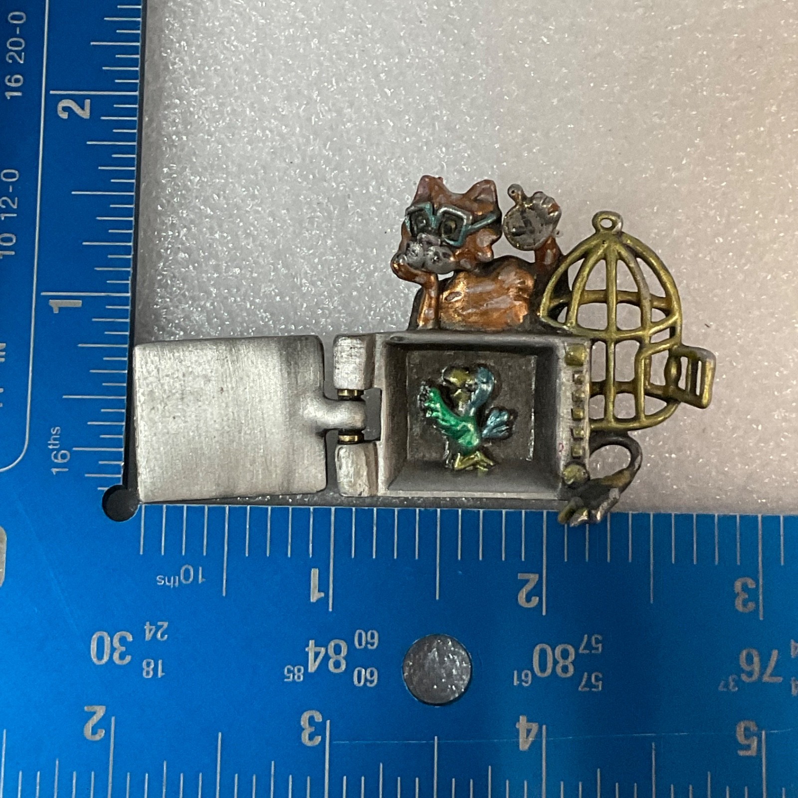 AJC Cat Microwave Bird Cage Brooch 2in Enamel Hinged 22.46g - Image 7