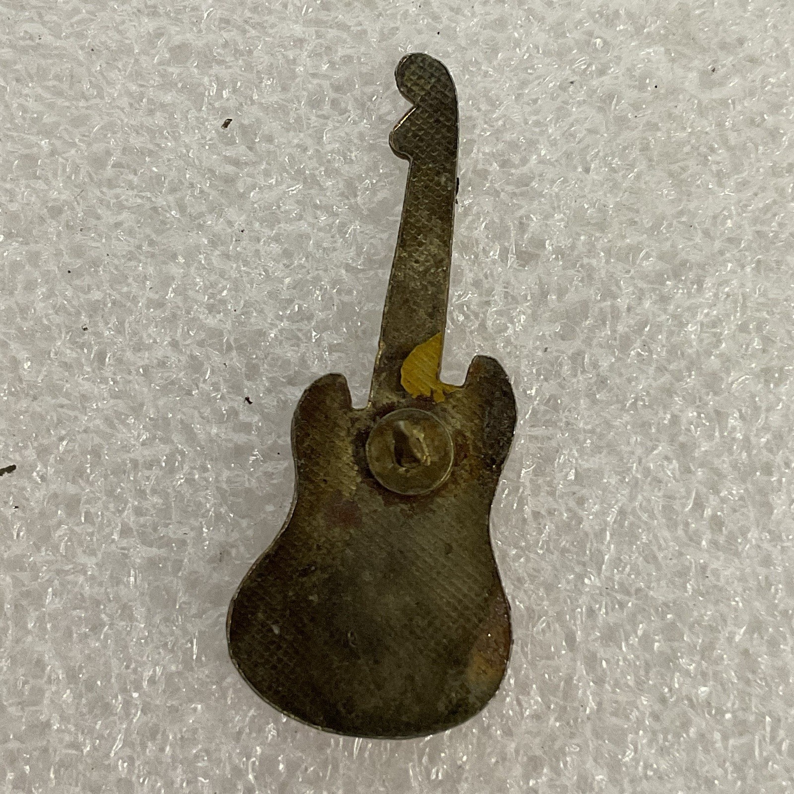 Rainbow Red Guitar Metal Enamel 1.5" Pin Pinback Richie Blackmore Rock Vintage - Image 2