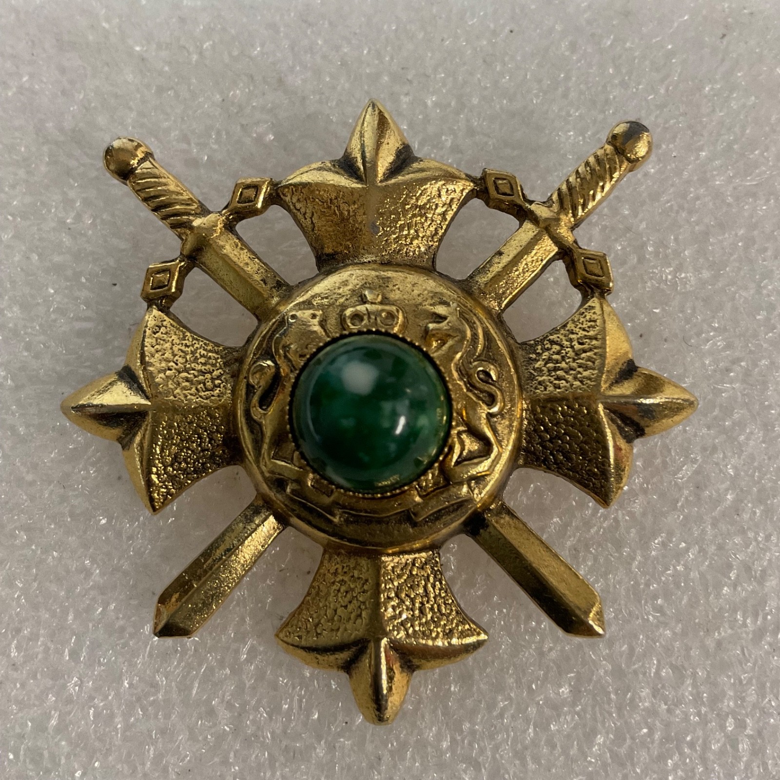 Gold Tone Crossed Swords Brooch Green Cabochon 1.75in 15.2g - Image 1
