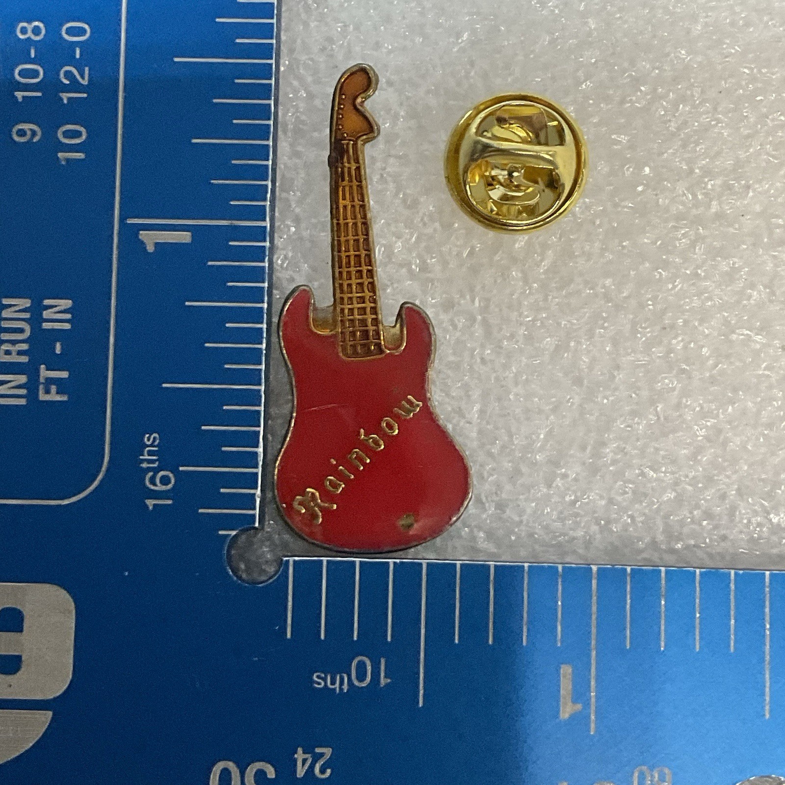 Rainbow Red Guitar Metal Enamel 1.5" Pin Pinback Richie Blackmore Rock Vintage - Image 7