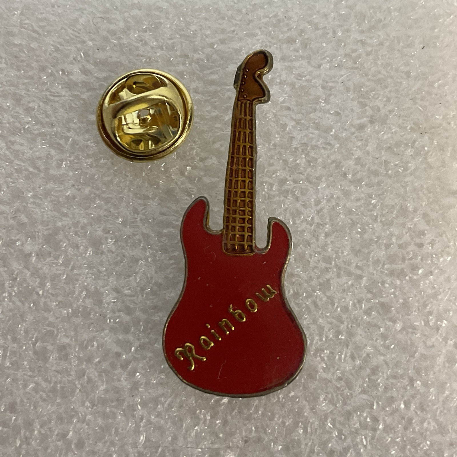 Rainbow Red Guitar Metal Enamel 1.5" Pin Pinback Vintage Richie Blackmore Rock - Image 4
