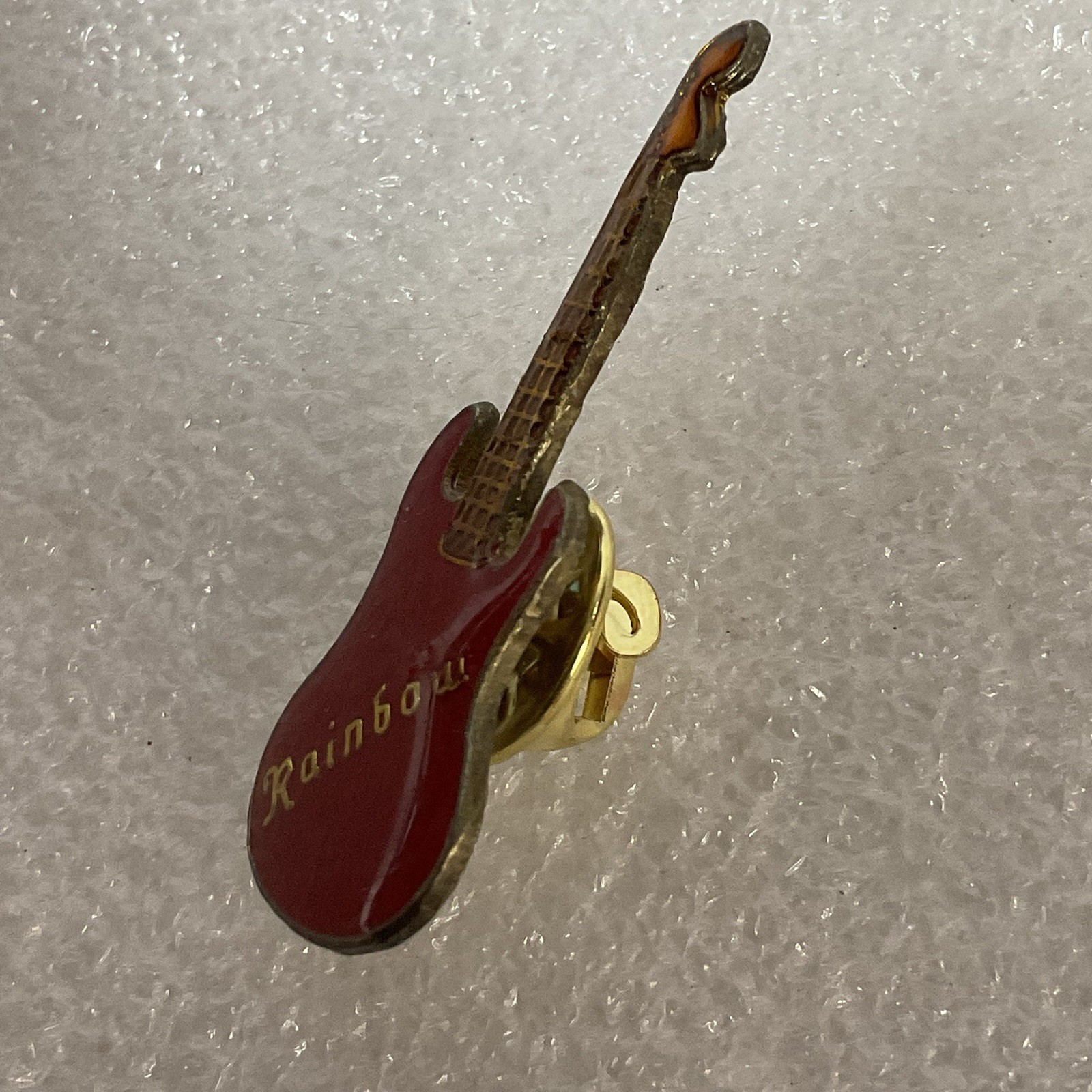 Rainbow Red Guitar Metal Enamel 1.5" Pin Pinback Vintage Richie Blackmore Rock - Image 8