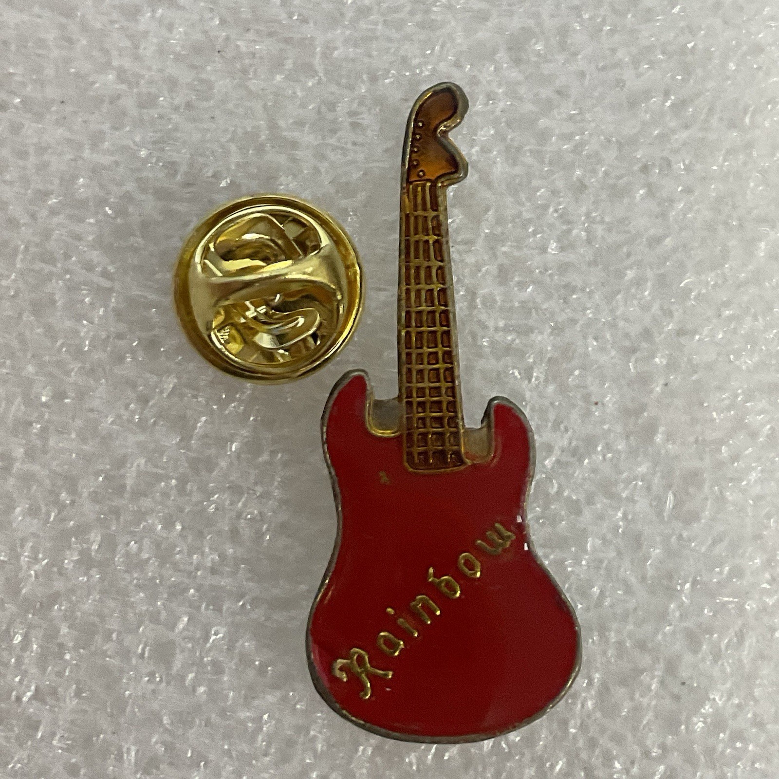 Rainbow Red Guitar Vintage Metal Enamel 1.5" Pin Pinback Richie Blackmore Rock - Image 3