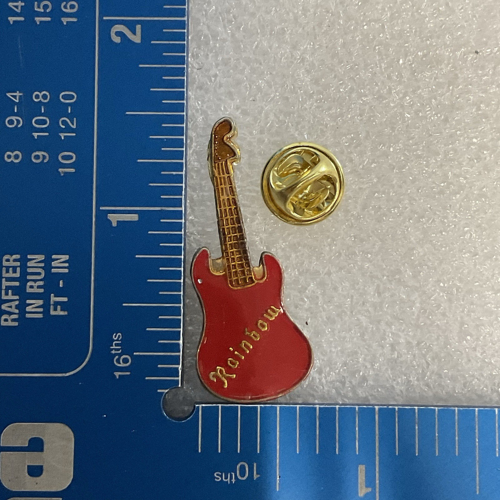 Rainbow Red Guitar Metal Enamel 1.5" Pin Pinback Vintage Richie Blackmore Rock - Image 5