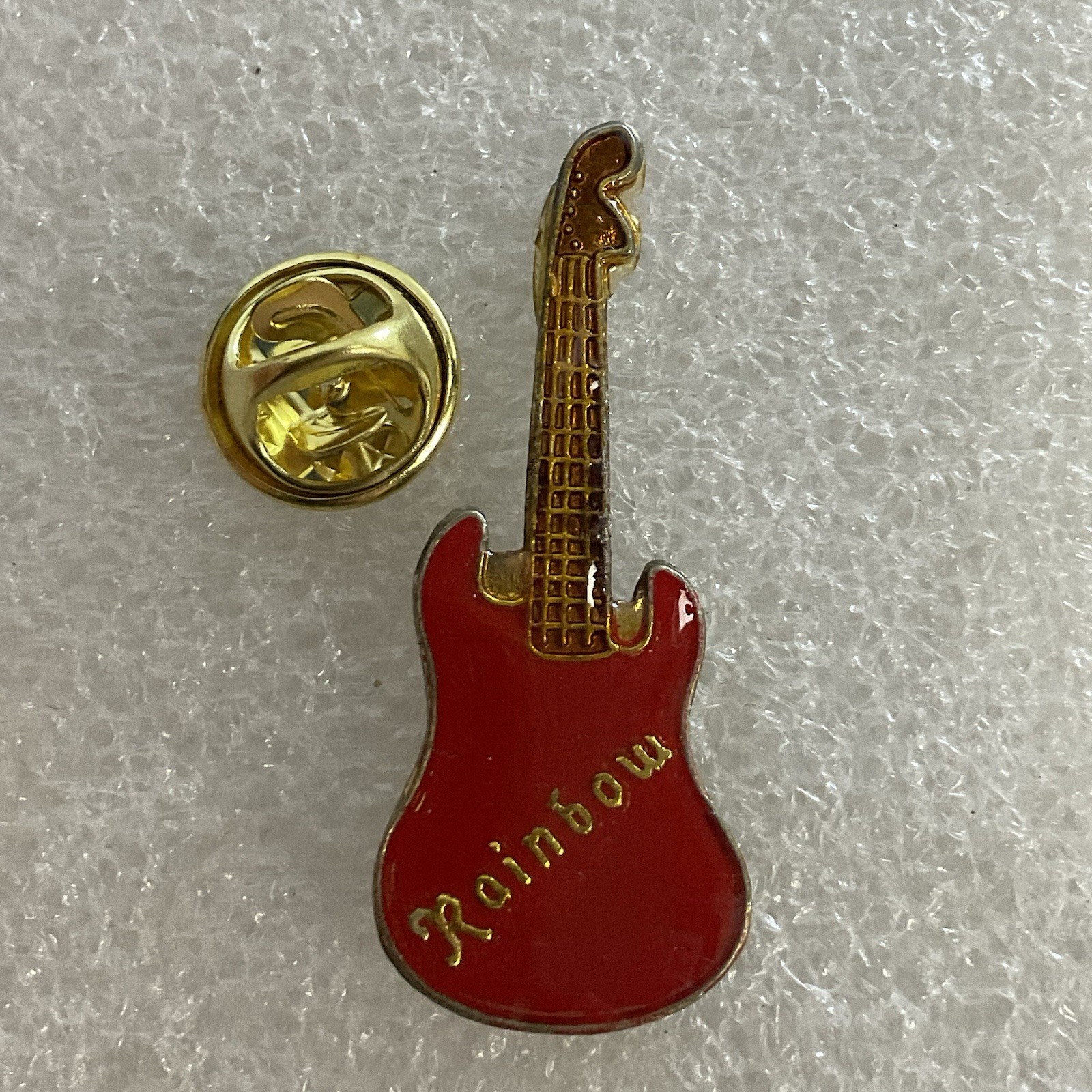 Rainbow Red Guitar Metal Enamel 1.5" Pin Pinback Vintage Richie Blackmore Rock - Image 7