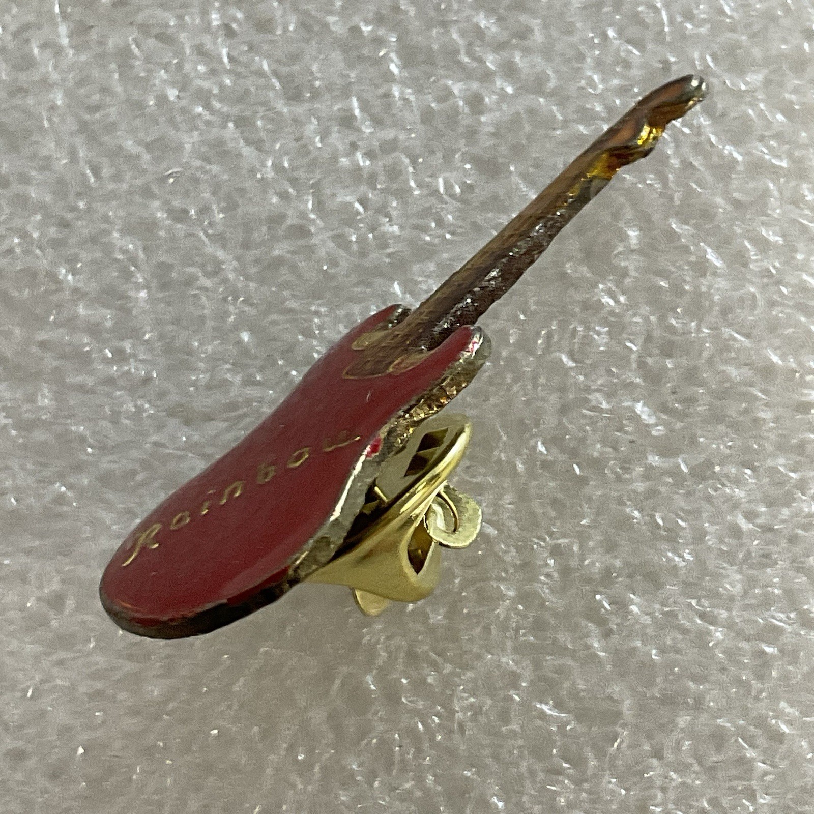 Rainbow Red Guitar Metal Enamel 1.5" Pin Pinback Vintage Richie Blackmore Rock - Image 8