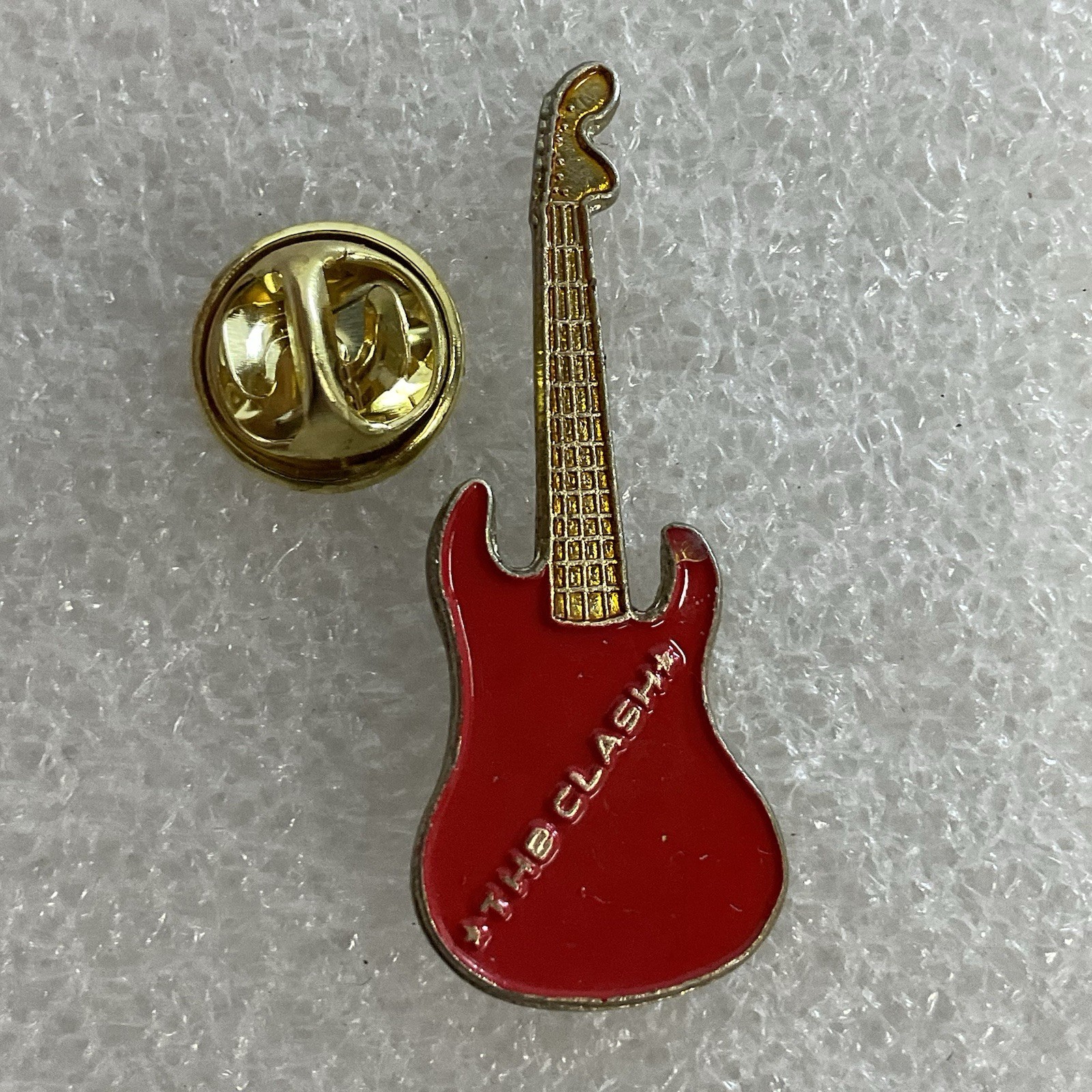 1980’s Vintage The Clash English Rock Band 1.5" Red & Gold Metal Guitar Pin - Image 3