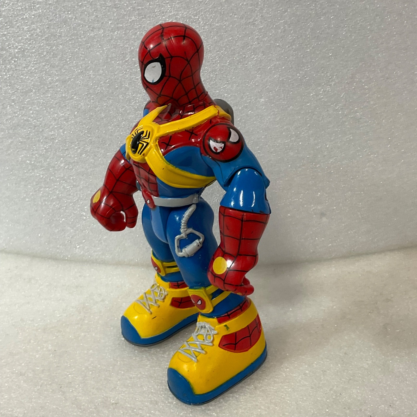 2005 Toy Biz Marvel Spider-Man Action Figure 10in Yellow Boots - Image 2