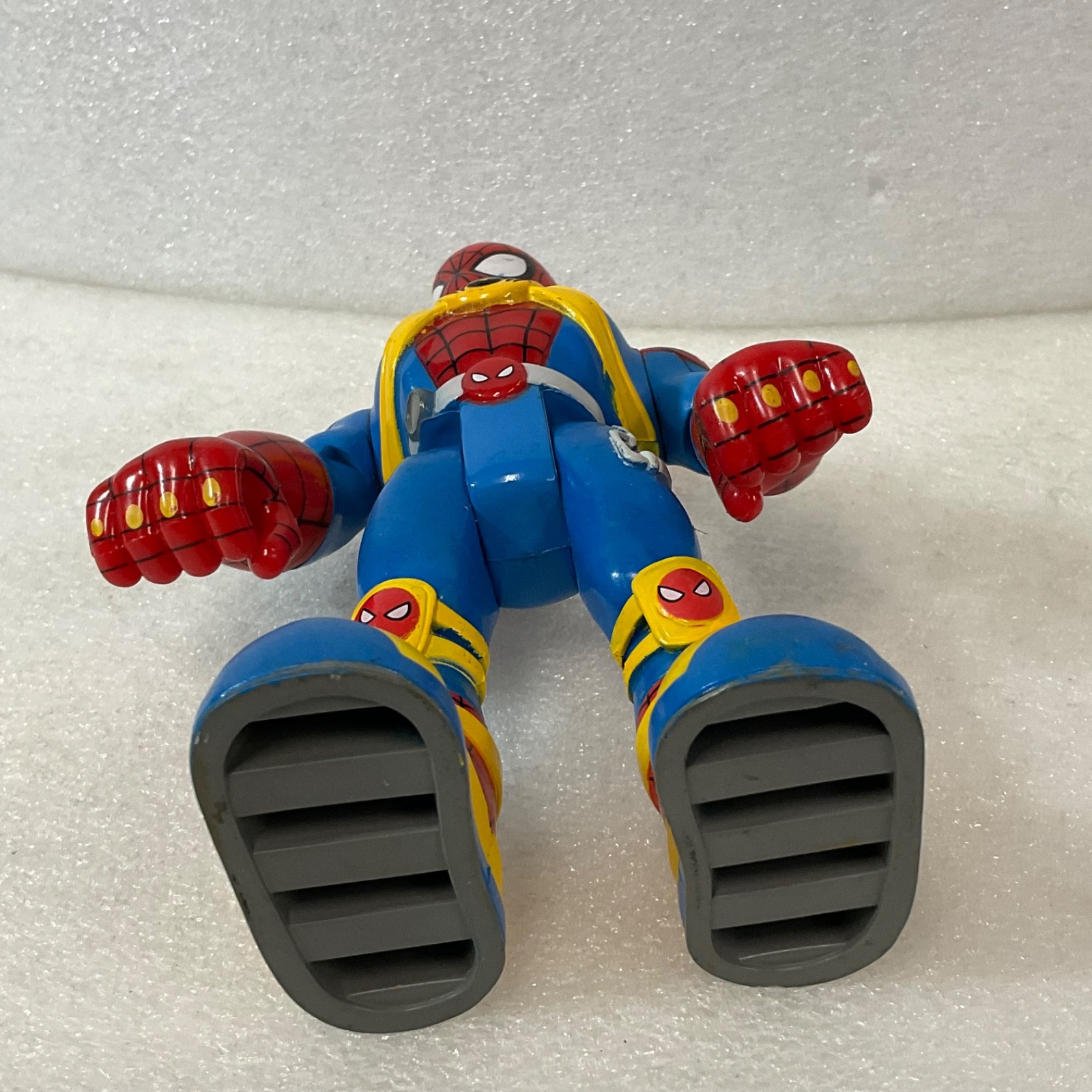 2005 Toy Biz Marvel Spider-Man Action Figure 10in Yellow Boots - Image 5
