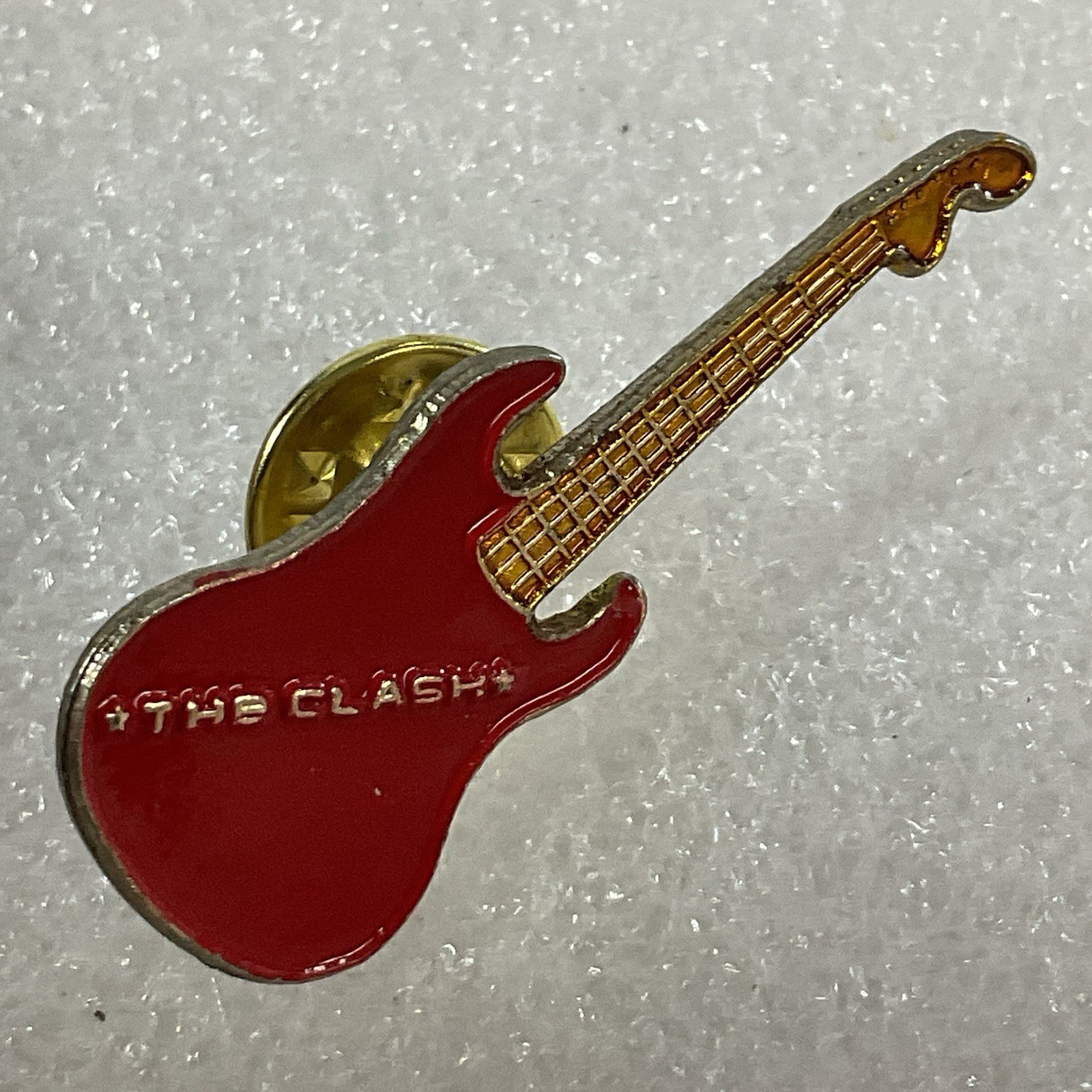 1980’s The Clash English Rock Band Vintage 1.5" Red & Gold Metal Guitar Pin - Image 6