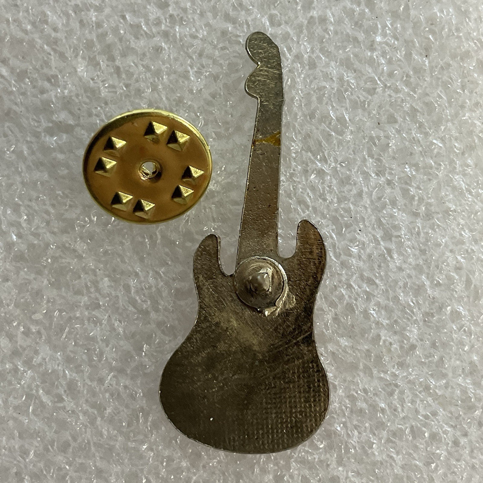 1980’s Vintage The Clash English Rock Band 1.5" Red & Gold Metal Guitar Pin - Image 8