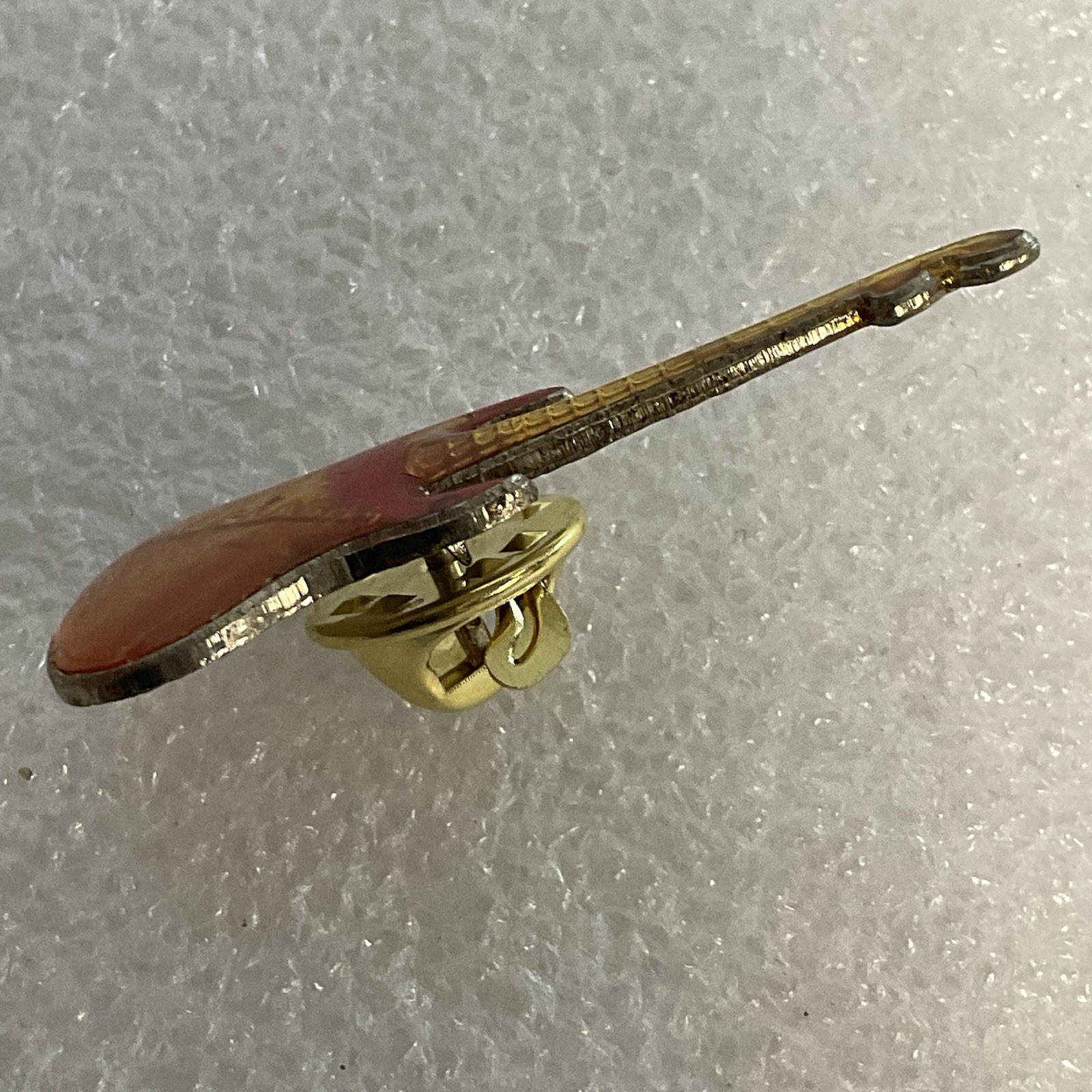 1980’s The Clash English Rock Band 1.5" Red & Gold Vintage Metal Guitar Pin - Image 4