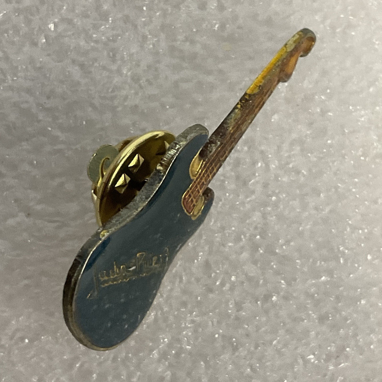 Judas Priest Blue & Gold Guitar Vintage Enamel Metal Pin Pinback GnuCollectibles - Image 3