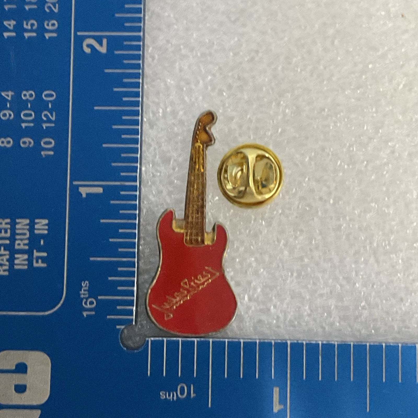 Judas Priest Red & Gold Guitar Vintage Enamel Metal Pin Pinback GnuCollectibles - Image 3