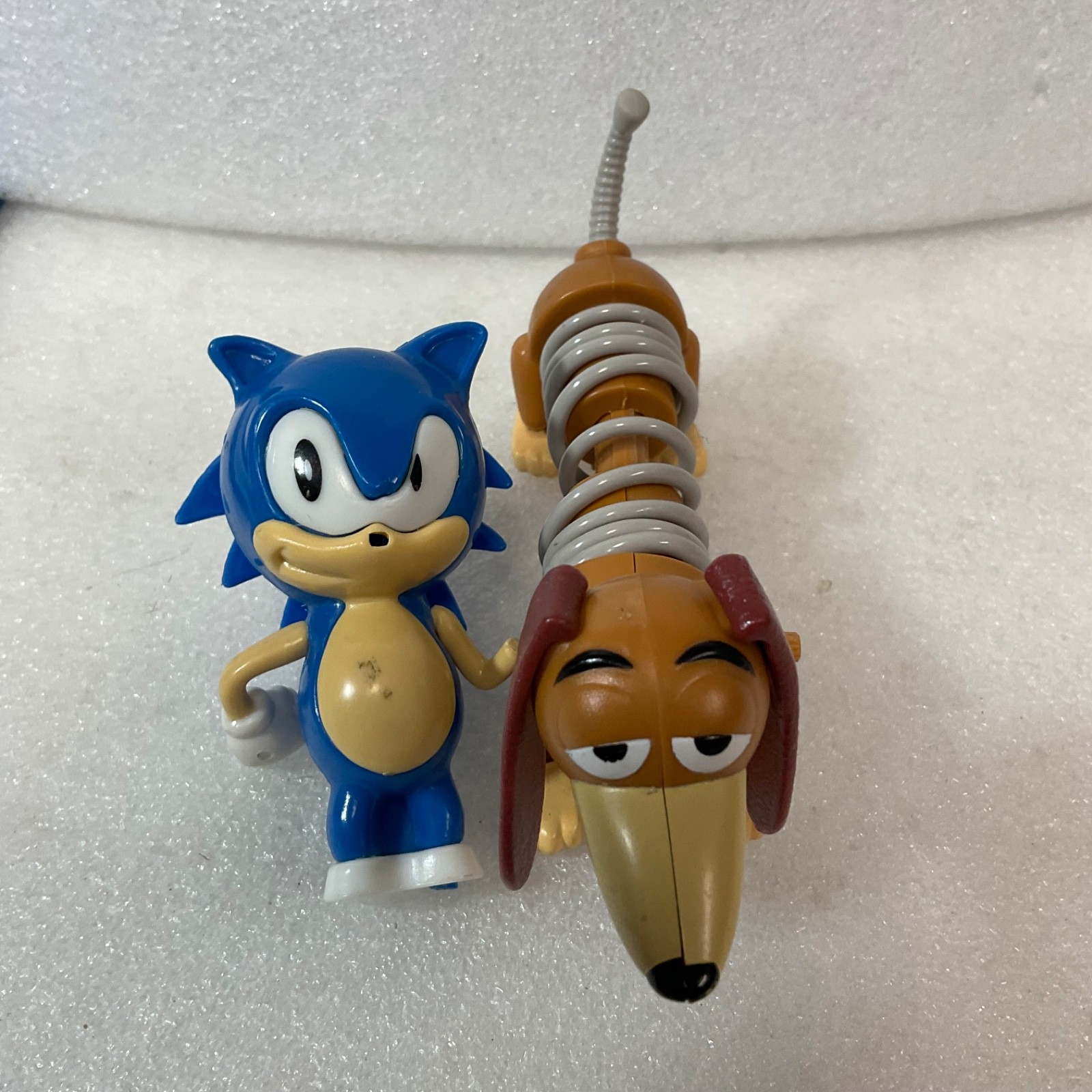 Sonic the Hedgehog 3in Figure & Slinky Dog Toy Lot Broken - Image 1
