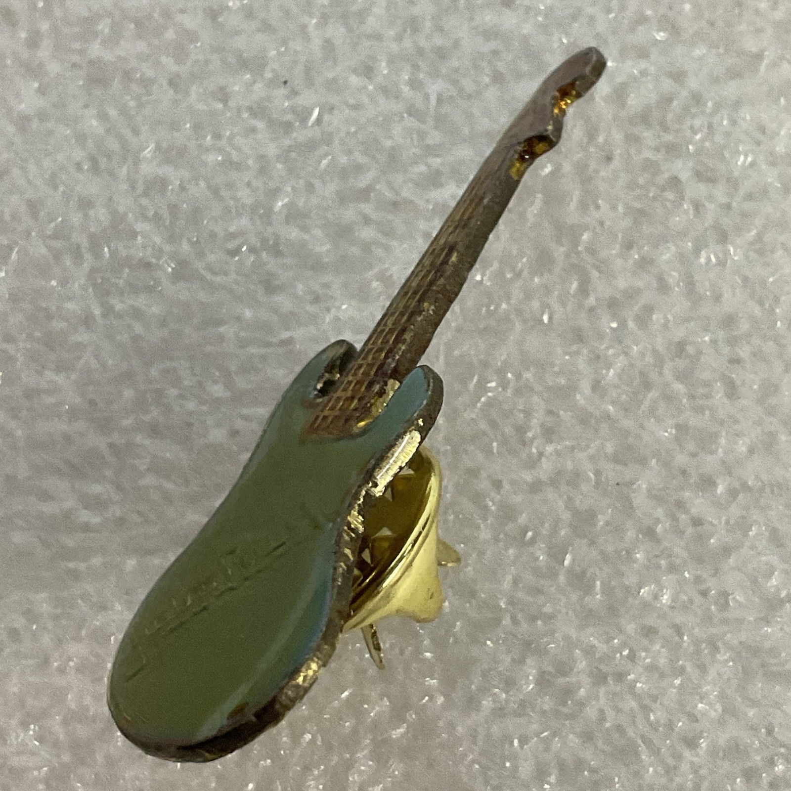Judas Priest Teal & Gold Guitar Vintage Enamel Metal Pin Pinback GnuCollectibles - Image 4