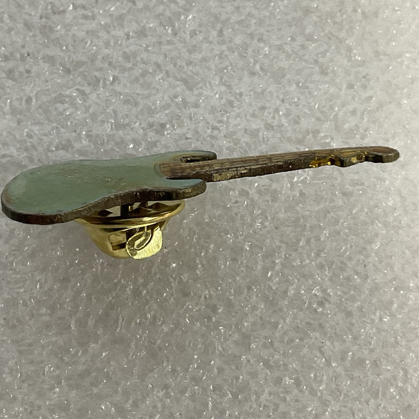 Judas Priest Teal & Gold Guitar Vintage Enamel Metal Pin Pinback GnuCollectibles - Image 4
