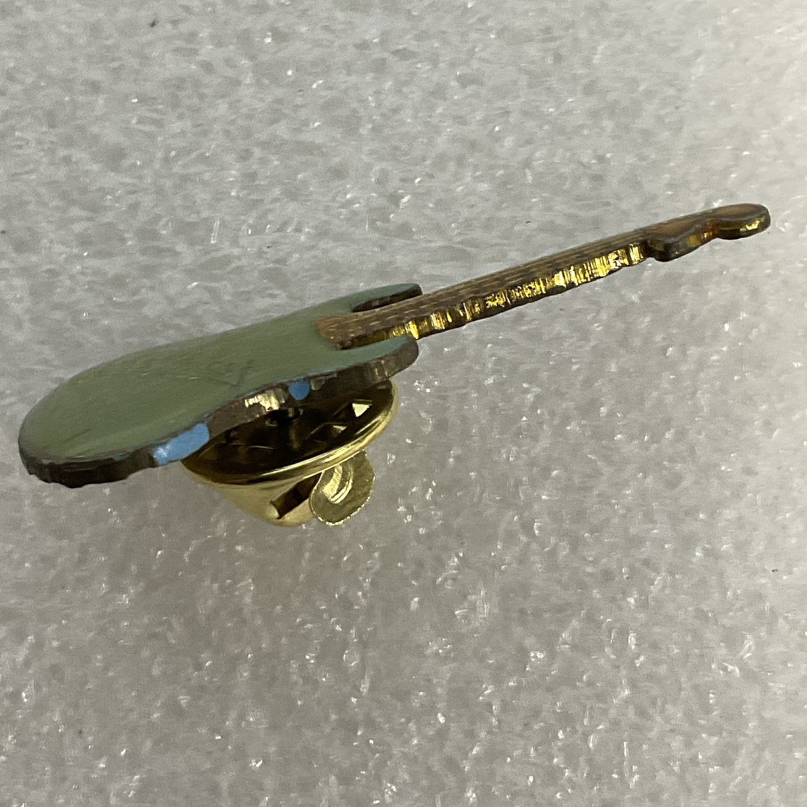 Judas Priest Teal & Gold Guitar Enamel Metal Vintage Pin Pinback GnuCollectibles - Image 3
