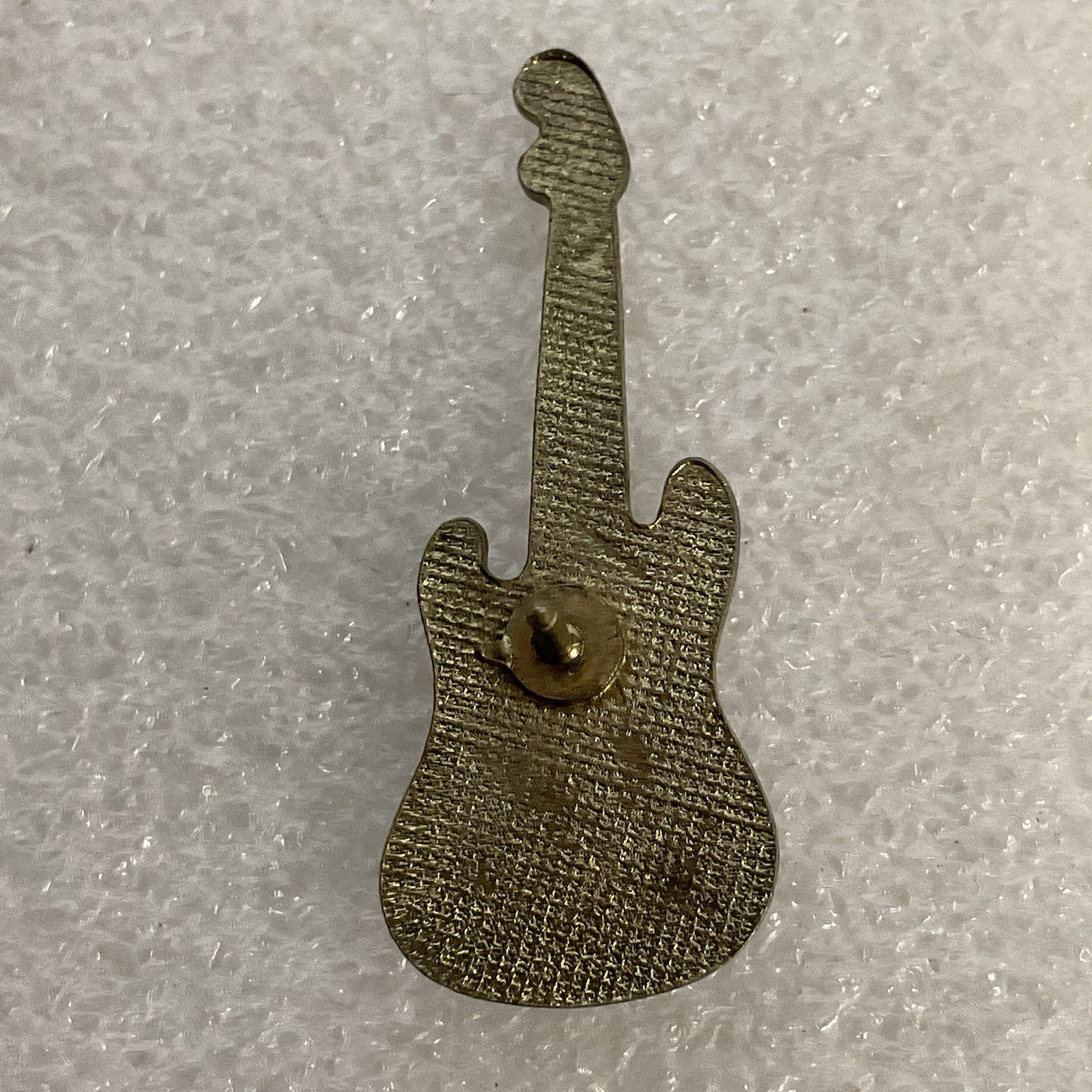 The J Geils Band Vtg Black &Gold Guitar Enamel Metal Pin Pinback GnuCollectibles - Image 2