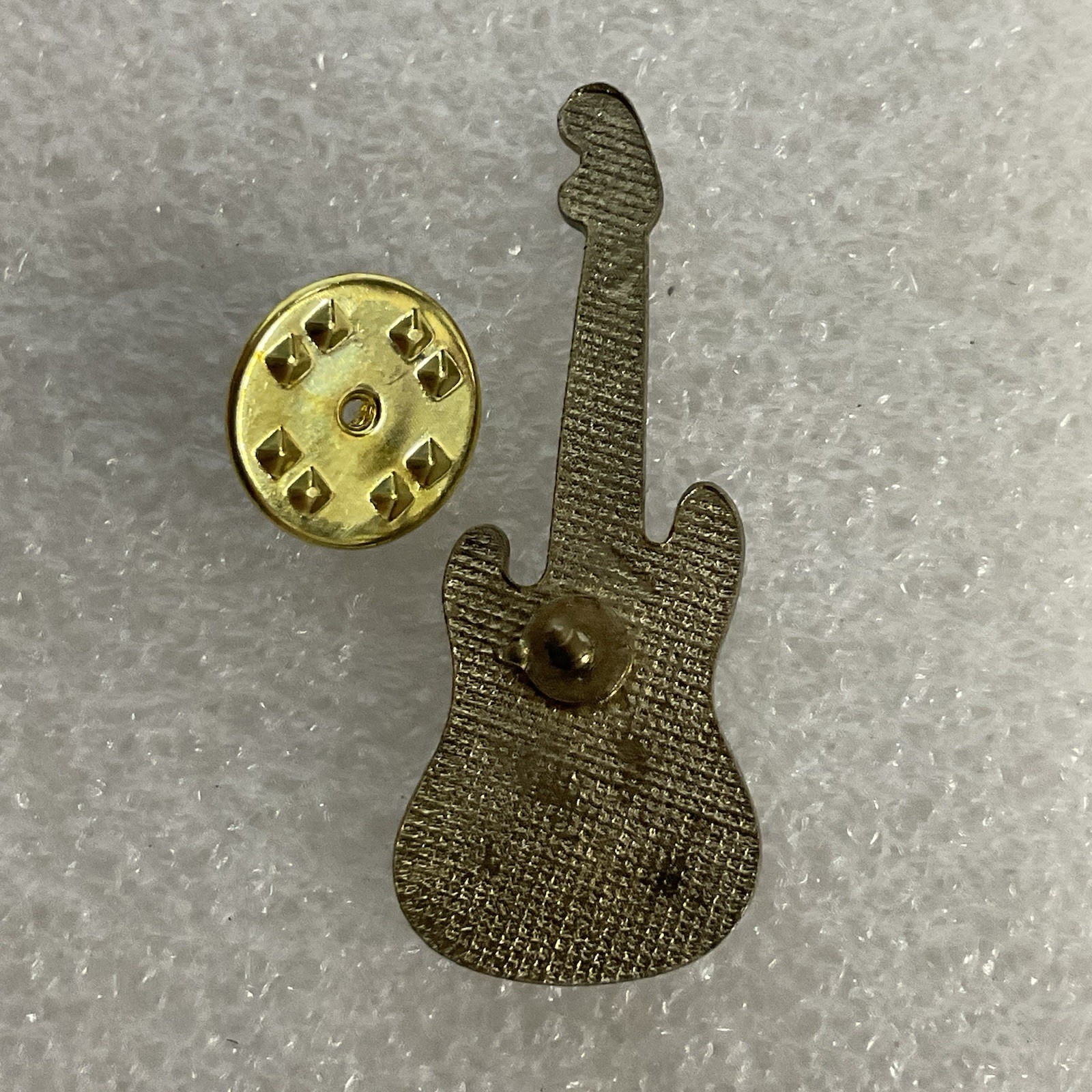 The J Geils Band Vtg Black &Gold Guitar Enamel Metal Pin Pinback GnuCollectibles - Image 4